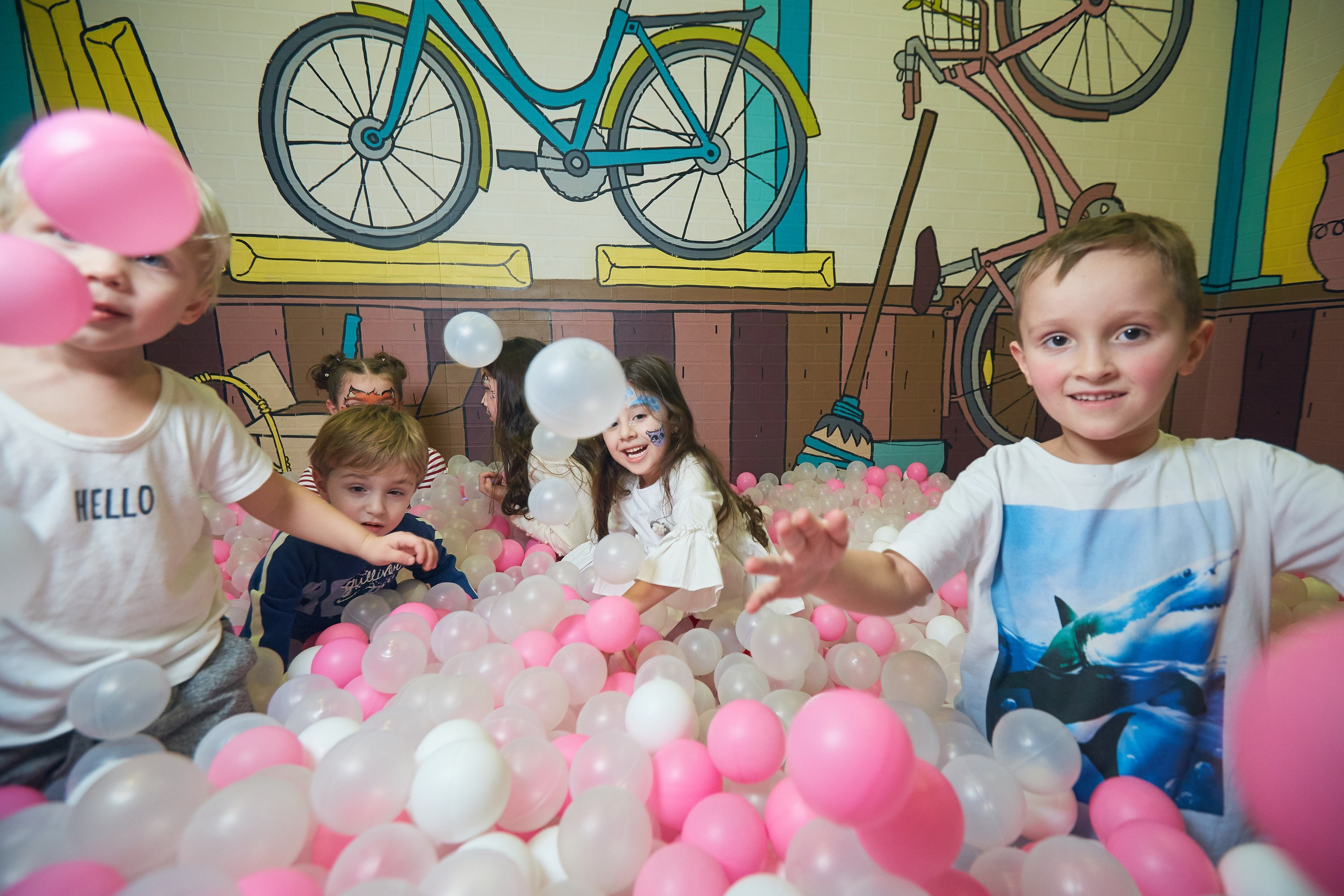 Андерсон ВВЦ 1 годик. Александр Осин — корпоративный и семейный фотограф в Москве