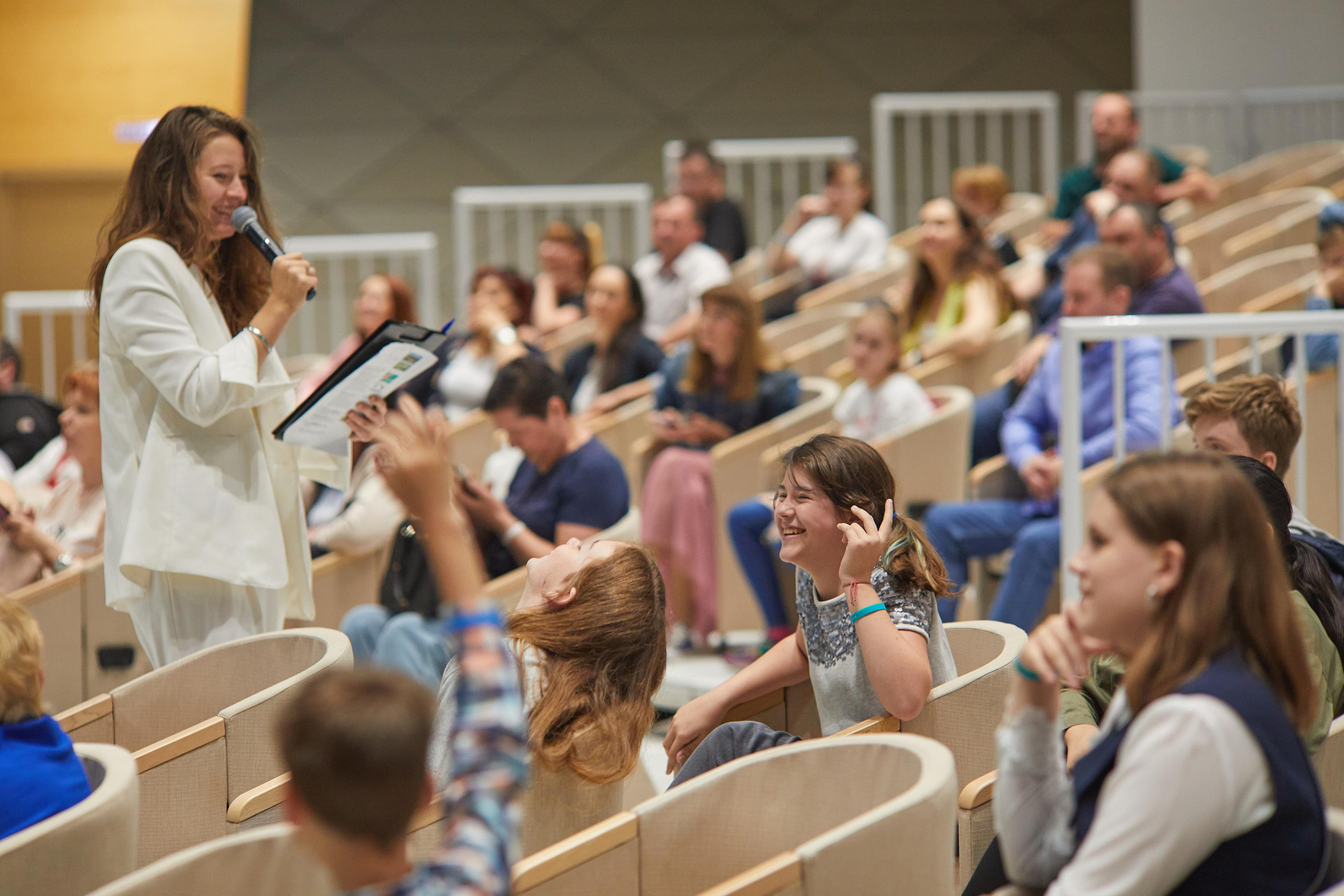 СКОЛКОВО. Александр Осин — корпоративный и семейный фотограф в Москве