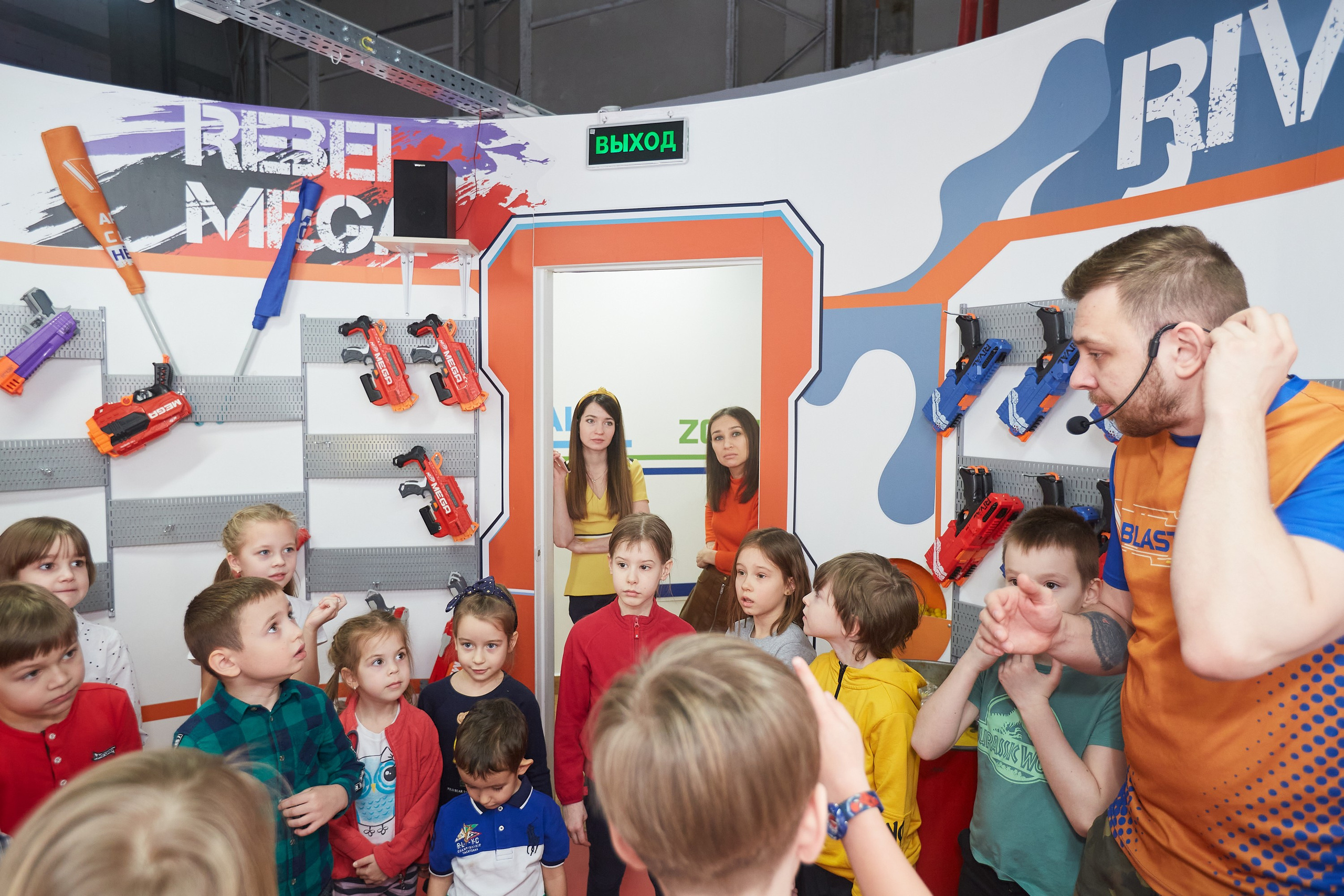 Отмечаем 8 лет в BlasterTag. Александр Осин — корпоративный и семейный фотограф в Москве