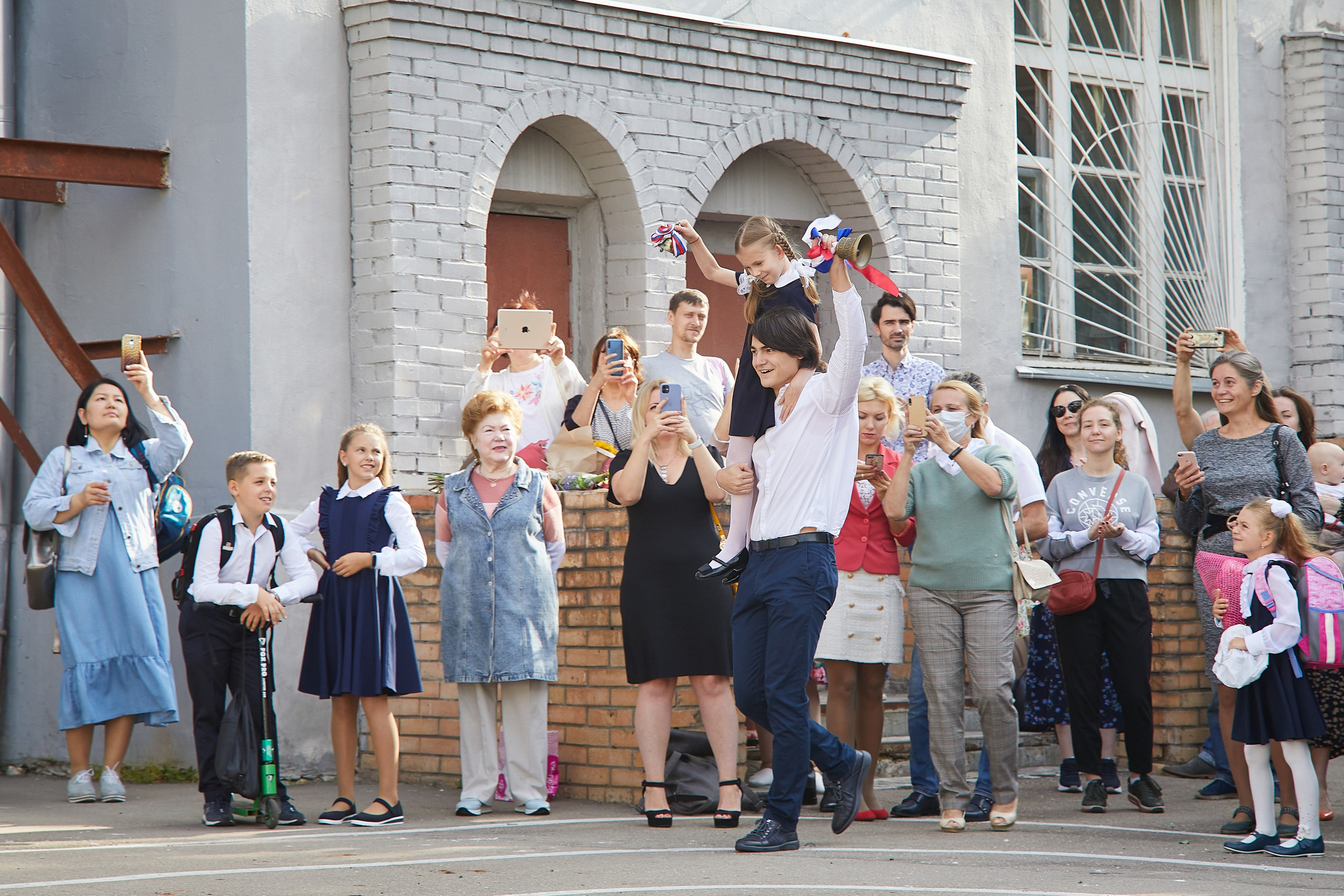 1 сентября во Французской школе. Александр Осин — корпоративный и семейный фотограф в Москве