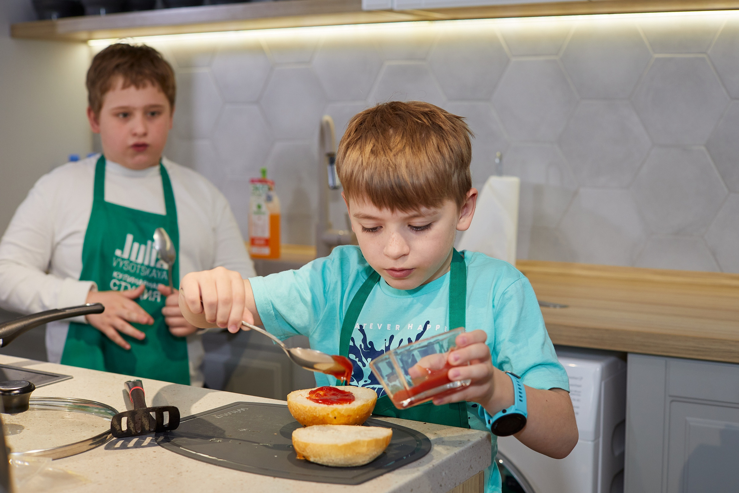 Ване 9 лет. Александр Осин — корпоративный и семейный фотограф в Москве