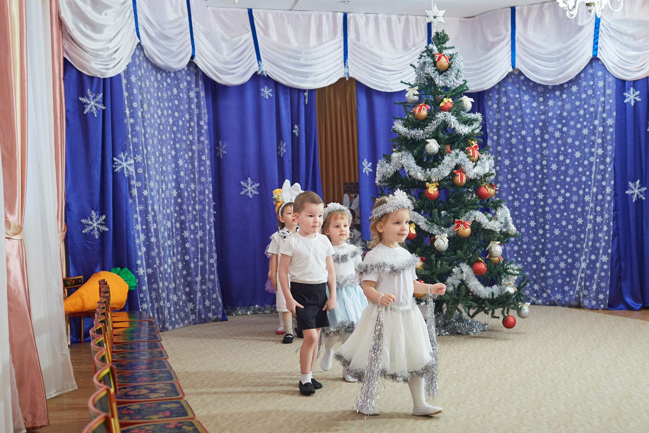 Утренник в саду Горошина. Александр Осин — корпоративный и семейный фотограф в Москве