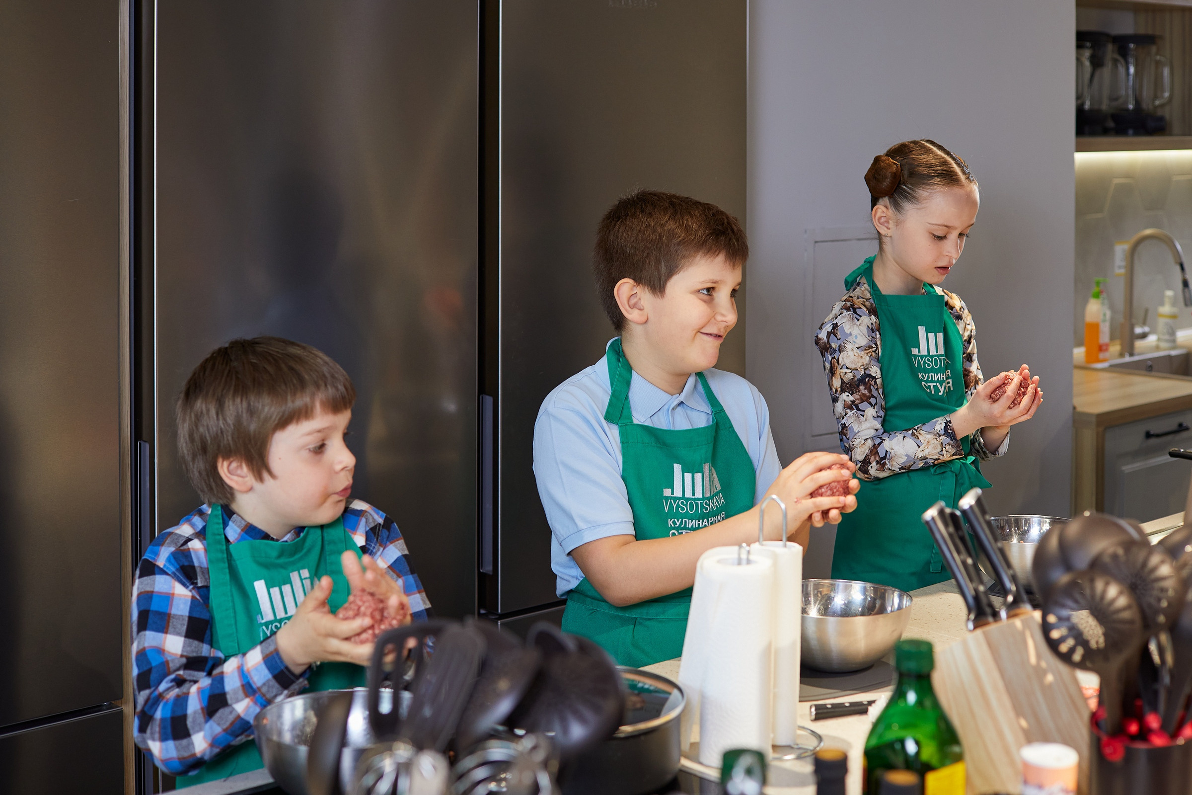 Ване 9 лет. Александр Осин — корпоративный и семейный фотограф в Москве