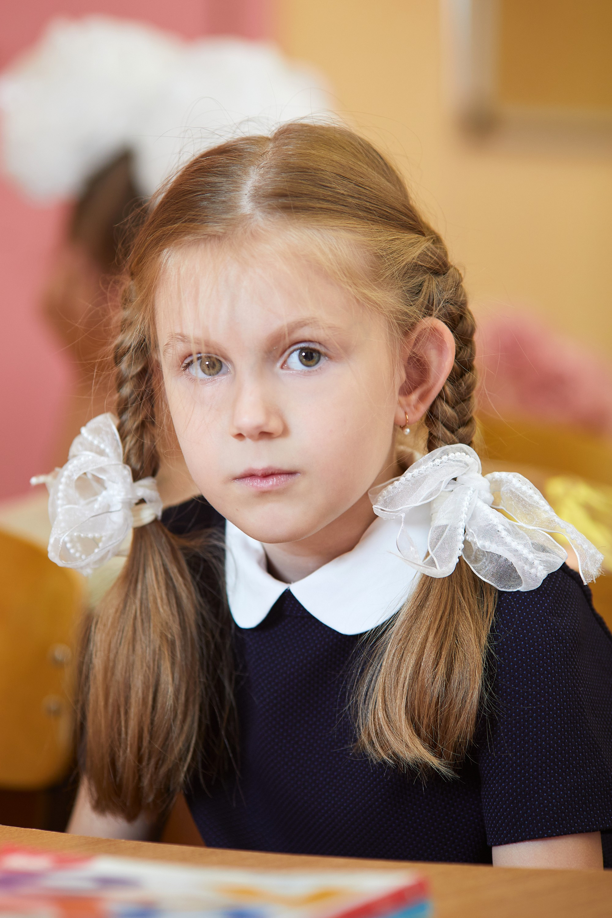 1 сентября во Французской школе. Александр Осин — корпоративный и семейный фотограф в Москве