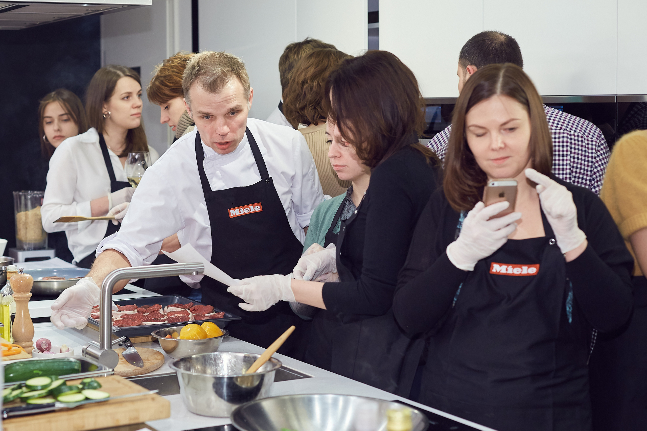 Награждение в Miele. Александр Осин — корпоративный и семейный фотограф в Москве