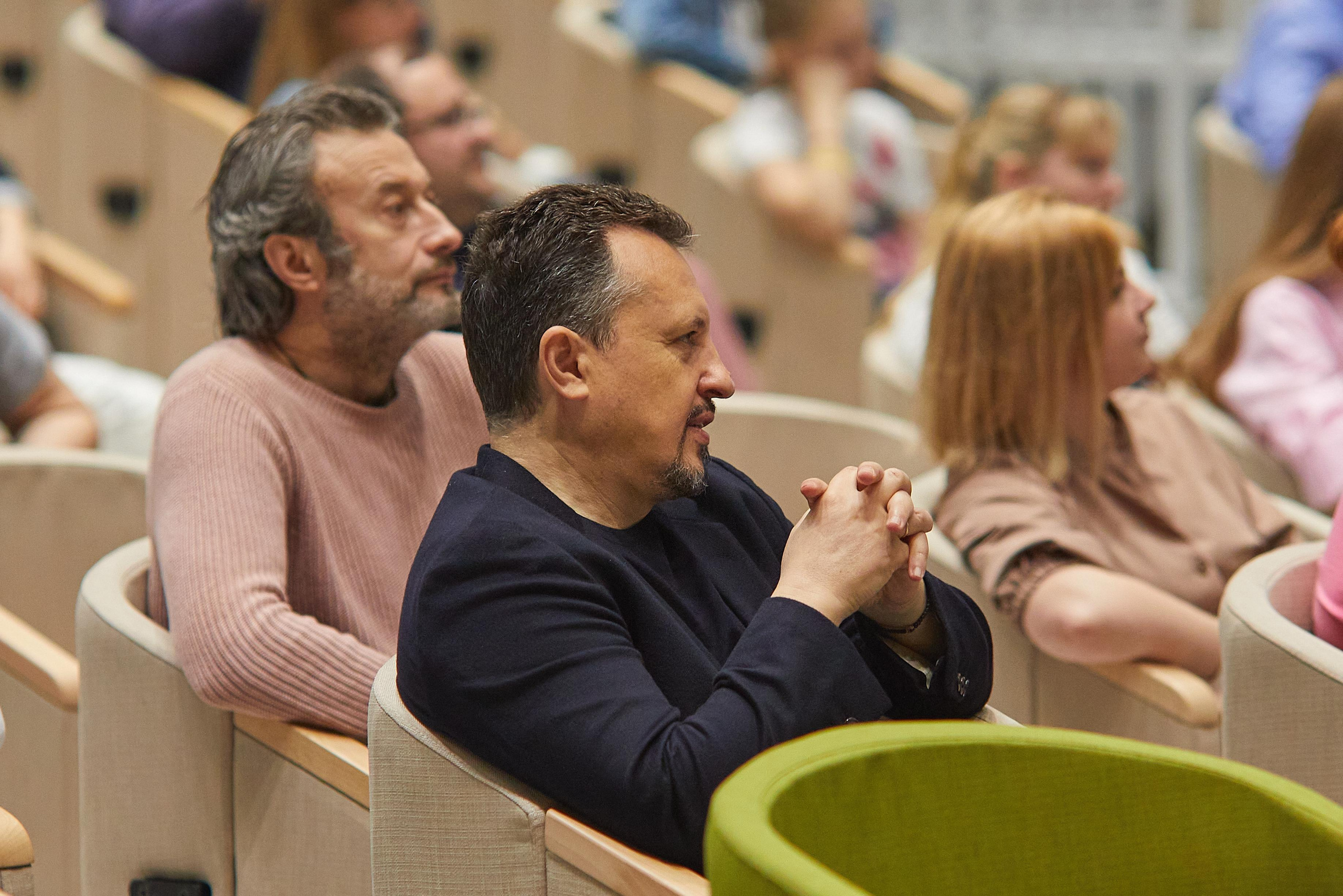 СКОЛКОВО. Александр Осин — корпоративный и семейный фотограф в Москве