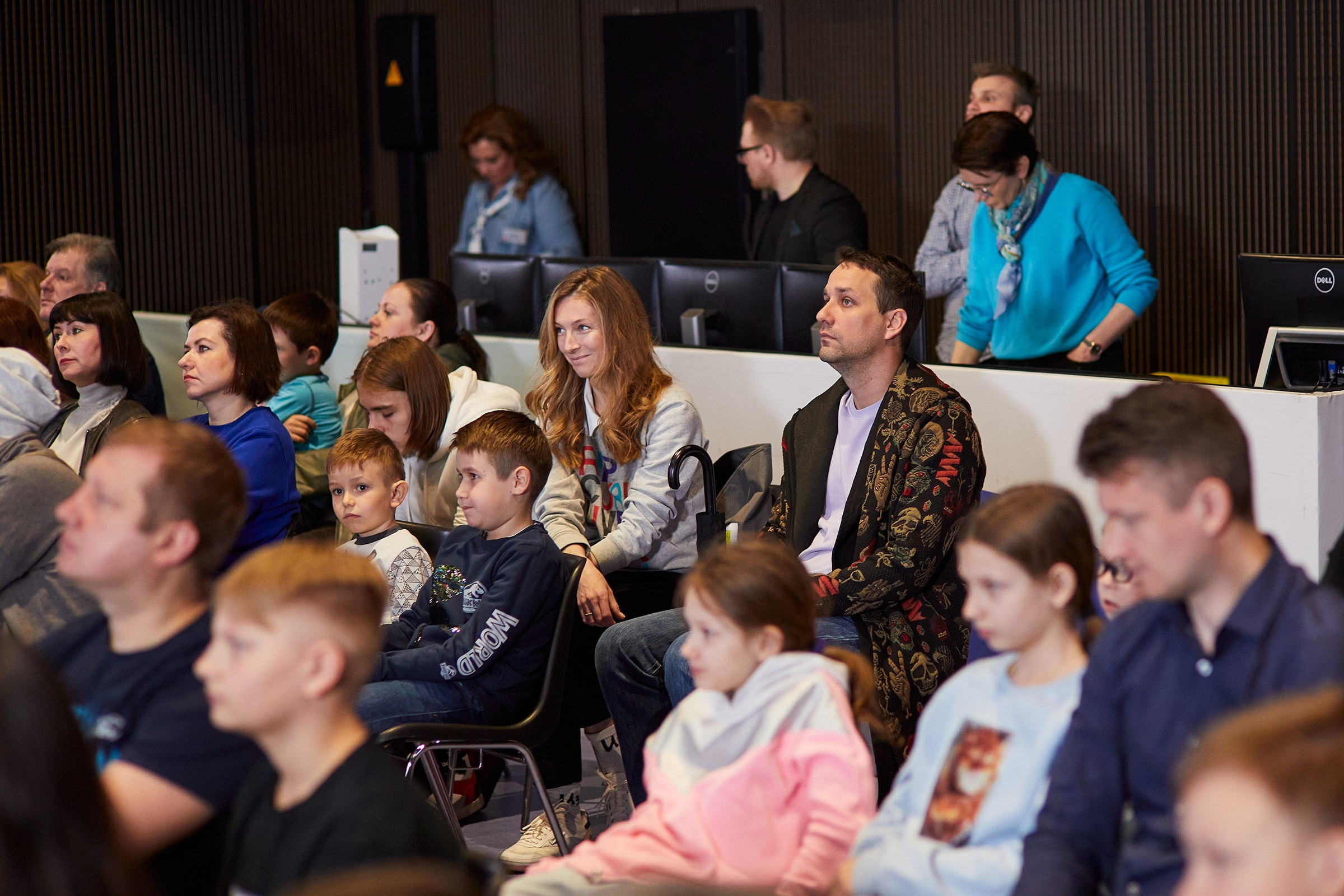 Новард PROFF в Технограде. Александр Осин — корпоративный и семейный фотограф в Москве