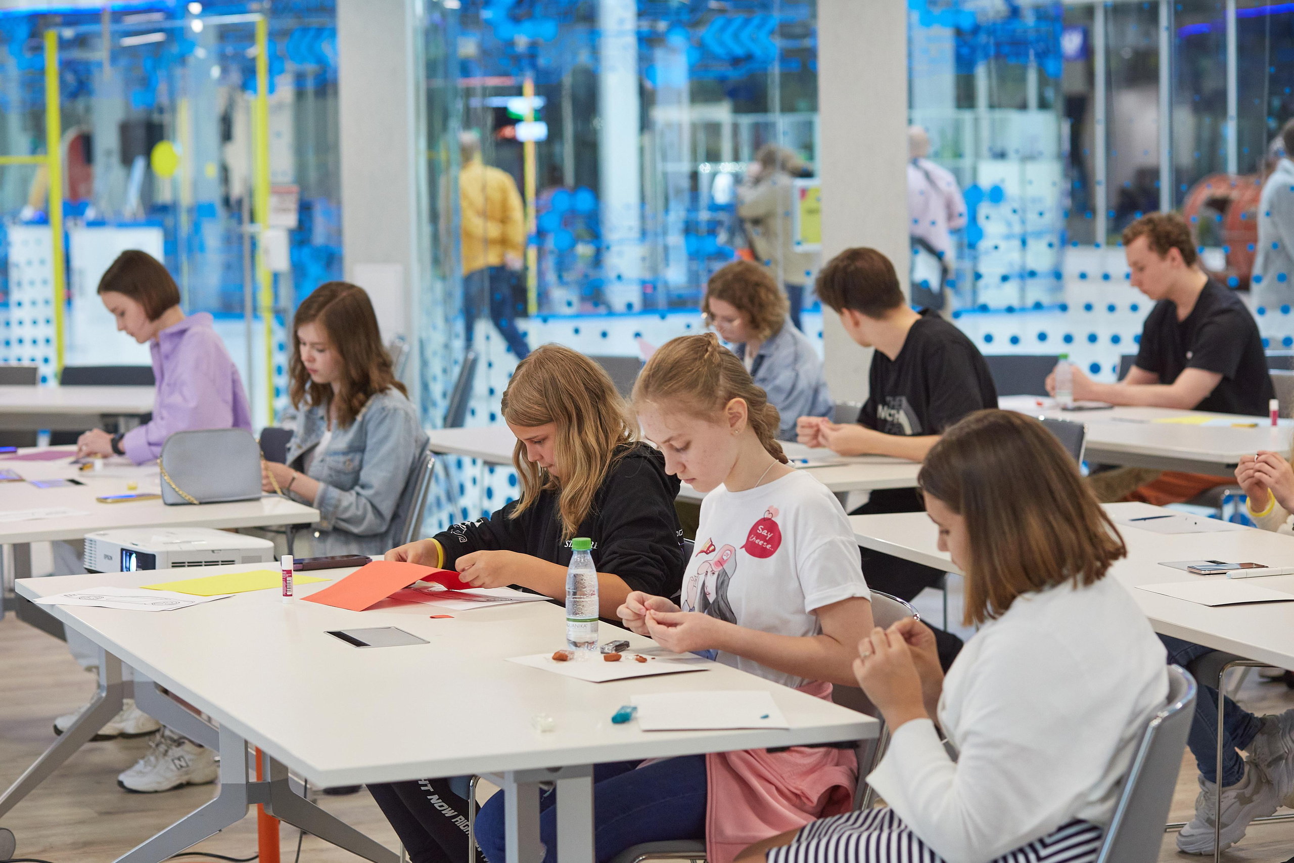 СКОЛКОВО. Александр Осин — корпоративный и семейный фотограф в Москве