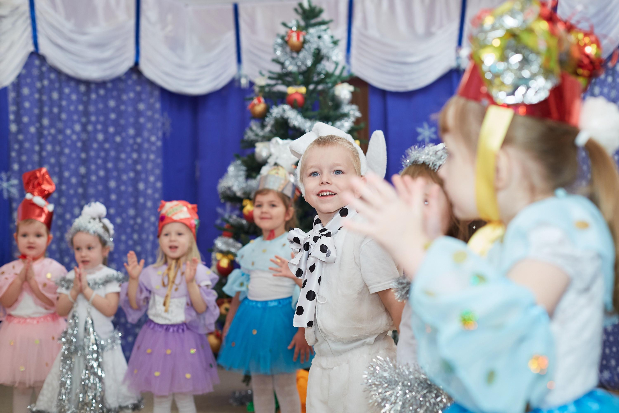 Утренник в саду Горошина. Александр Осин — корпоративный и семейный фотограф в Москве
