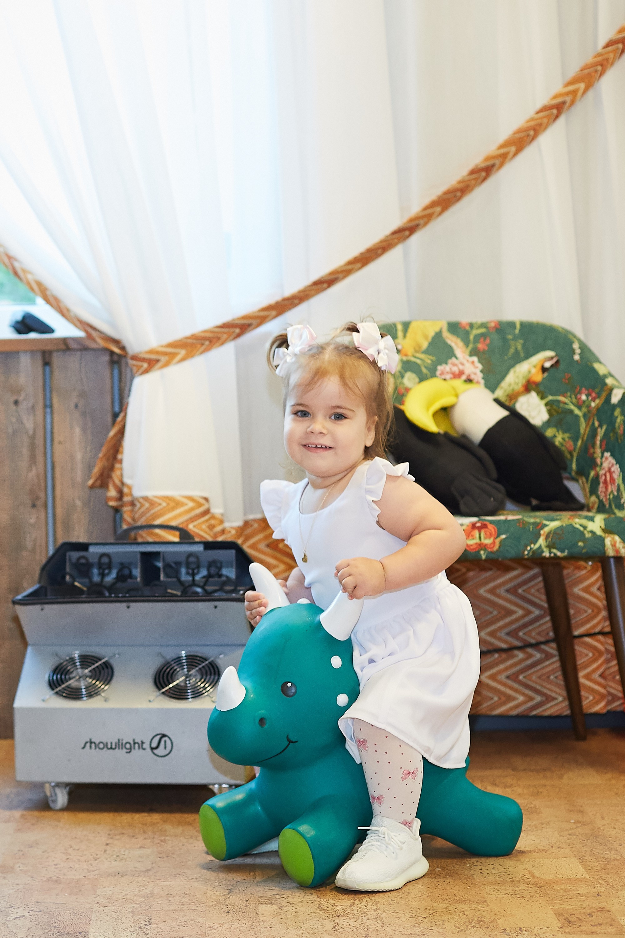 Алисе 2 годика Андерсон. Александр Осин — корпоративный и семейный фотограф в Москве