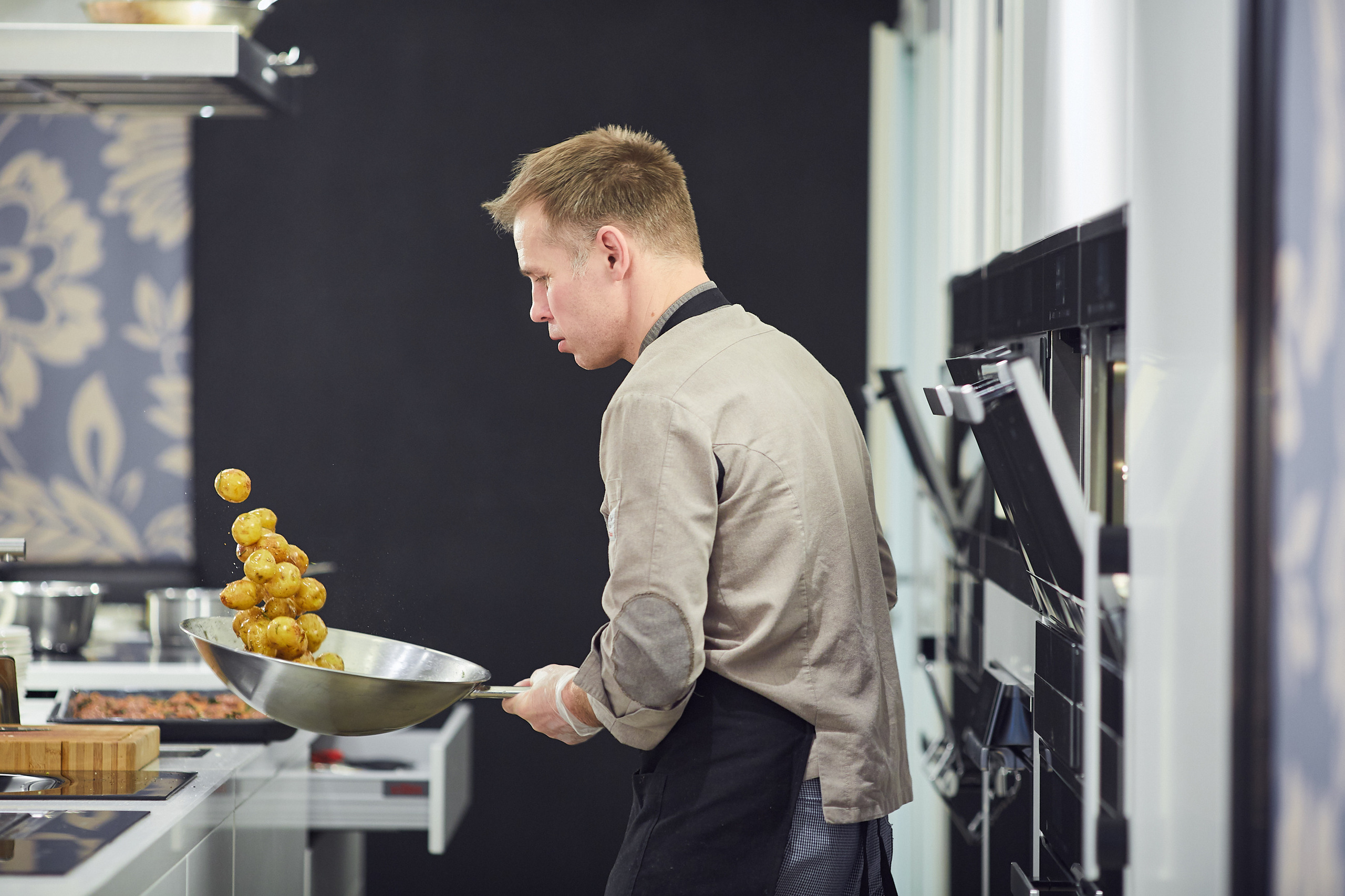 Гастроужин с Miele. Александр Осин — корпоративный и семейный фотограф в Москве