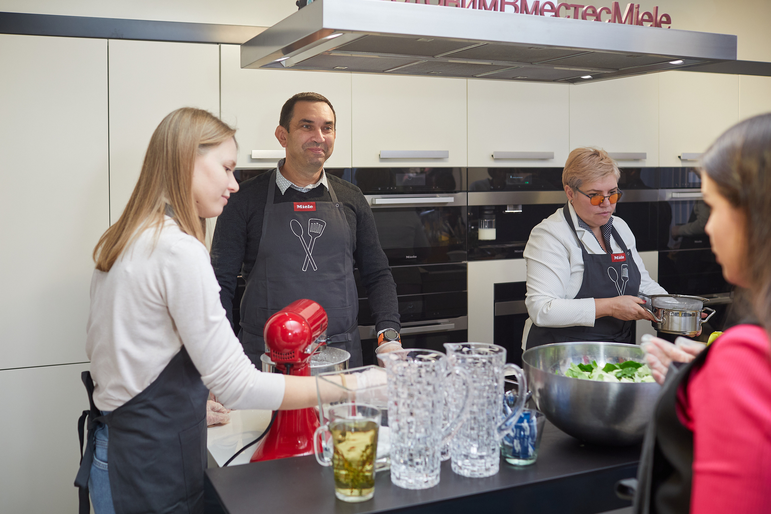 Готовим с техникой Miele. Александр Осин — корпоративный и семейный фотограф в Москве