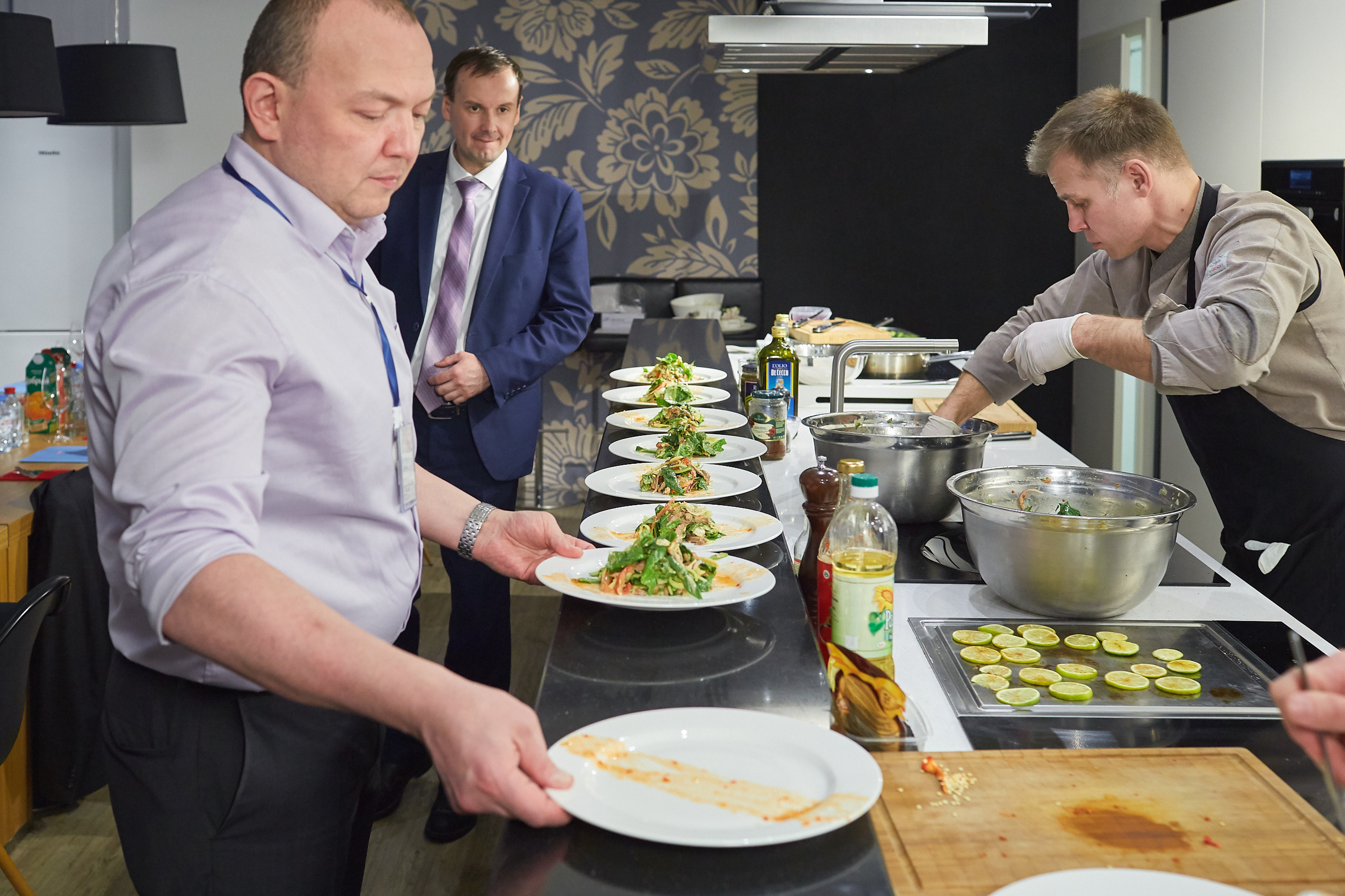 Готовим вместе с Miele. Александр Осин — корпоративный и семейный фотограф в Москве