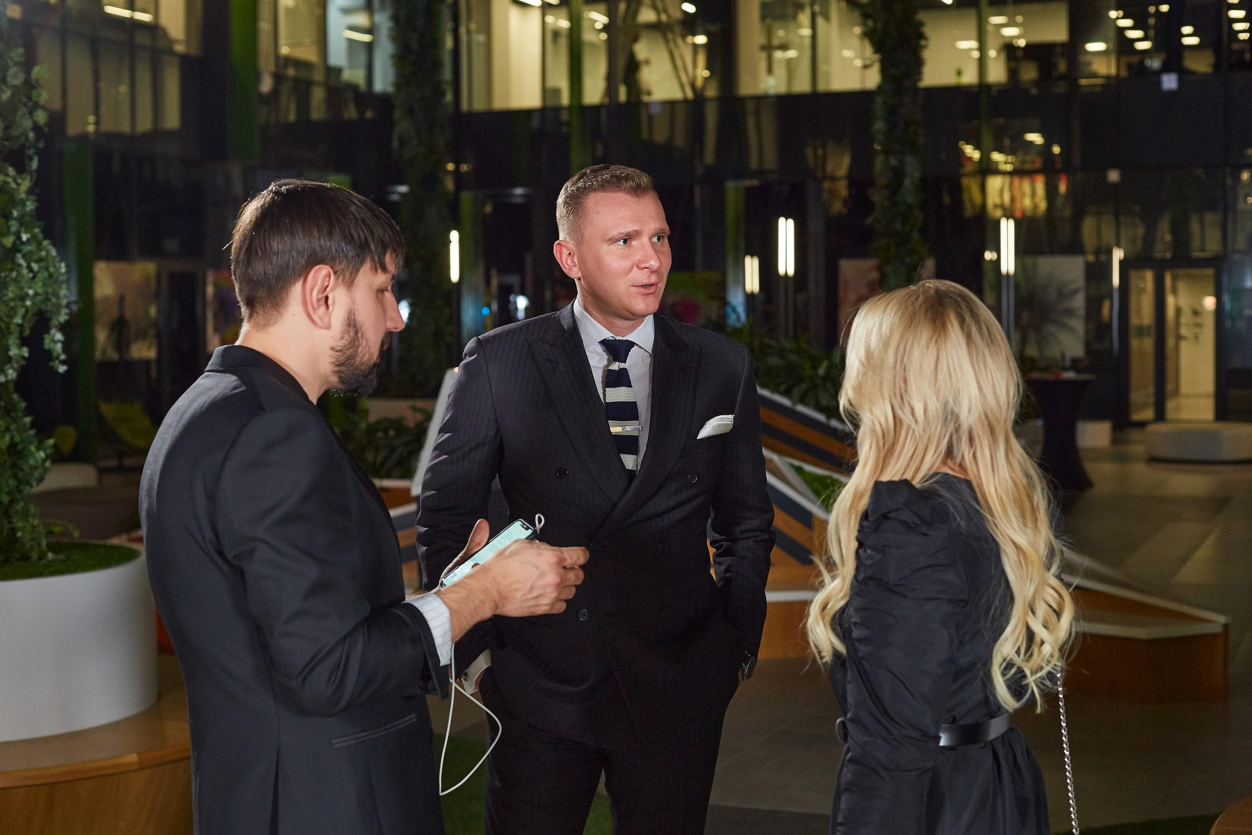 SOLLAB. Александр Осин — корпоративный и семейный фотограф в Москве