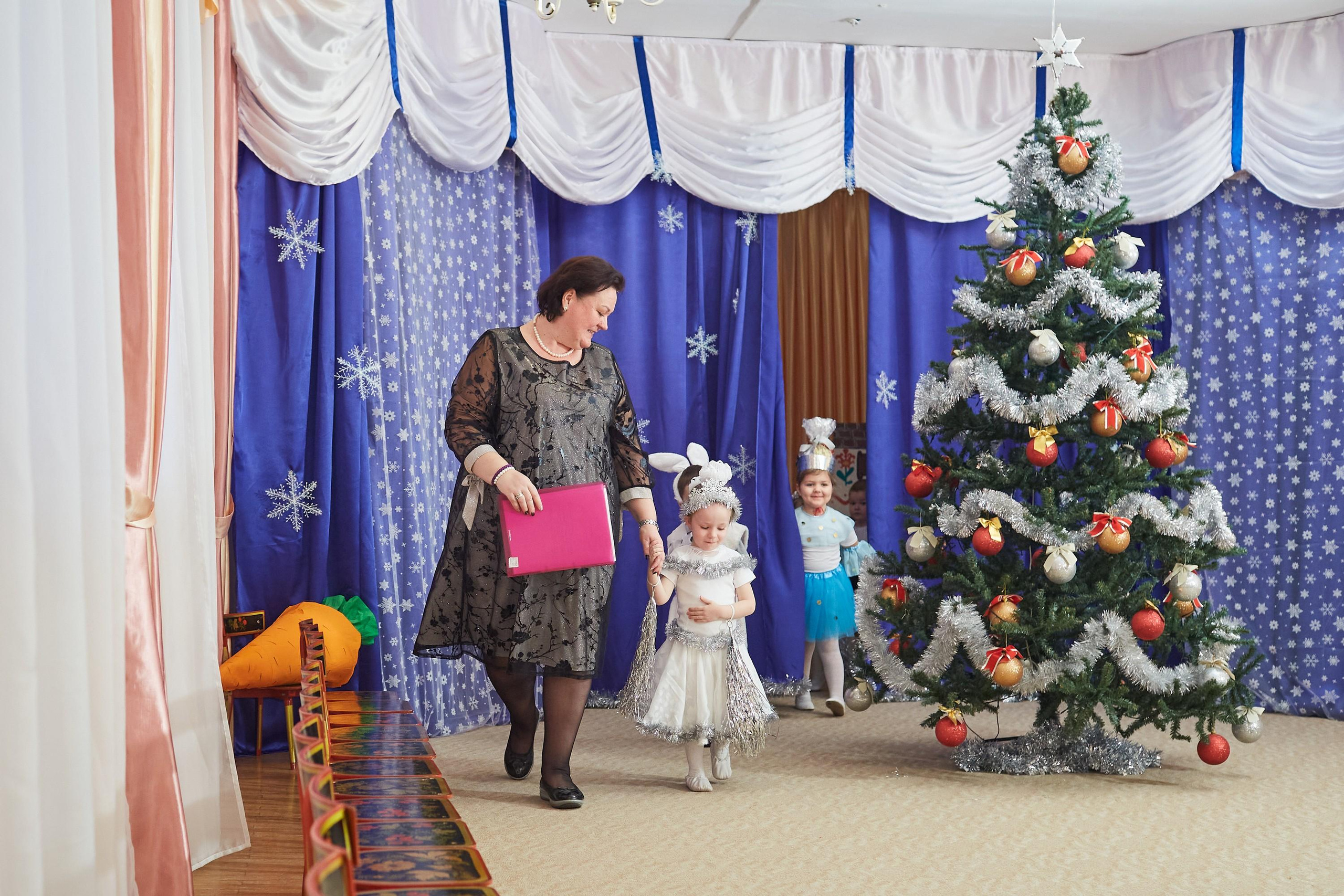 Утренник в саду Горошина. Александр Осин — корпоративный и семейный фотограф в Москве