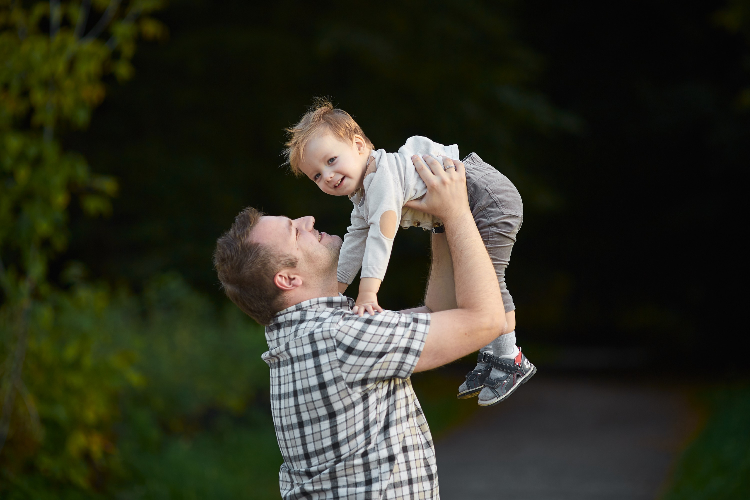 Фотопрогулка Ира-Влад. Александр Осин — корпоративный и семейный фотограф в Москве