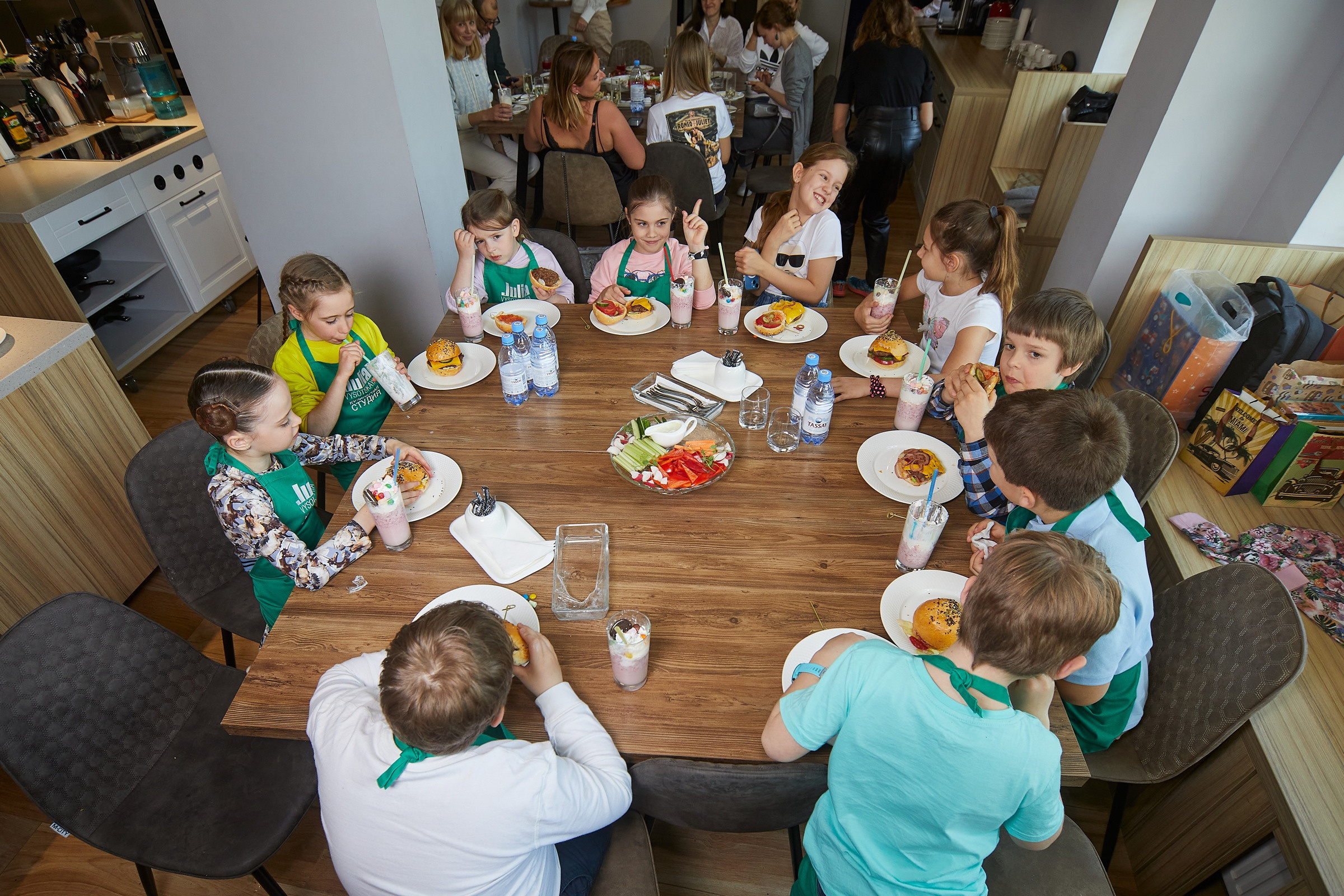 Ване 9 лет. Александр Осин — корпоративный и семейный фотограф в Москве