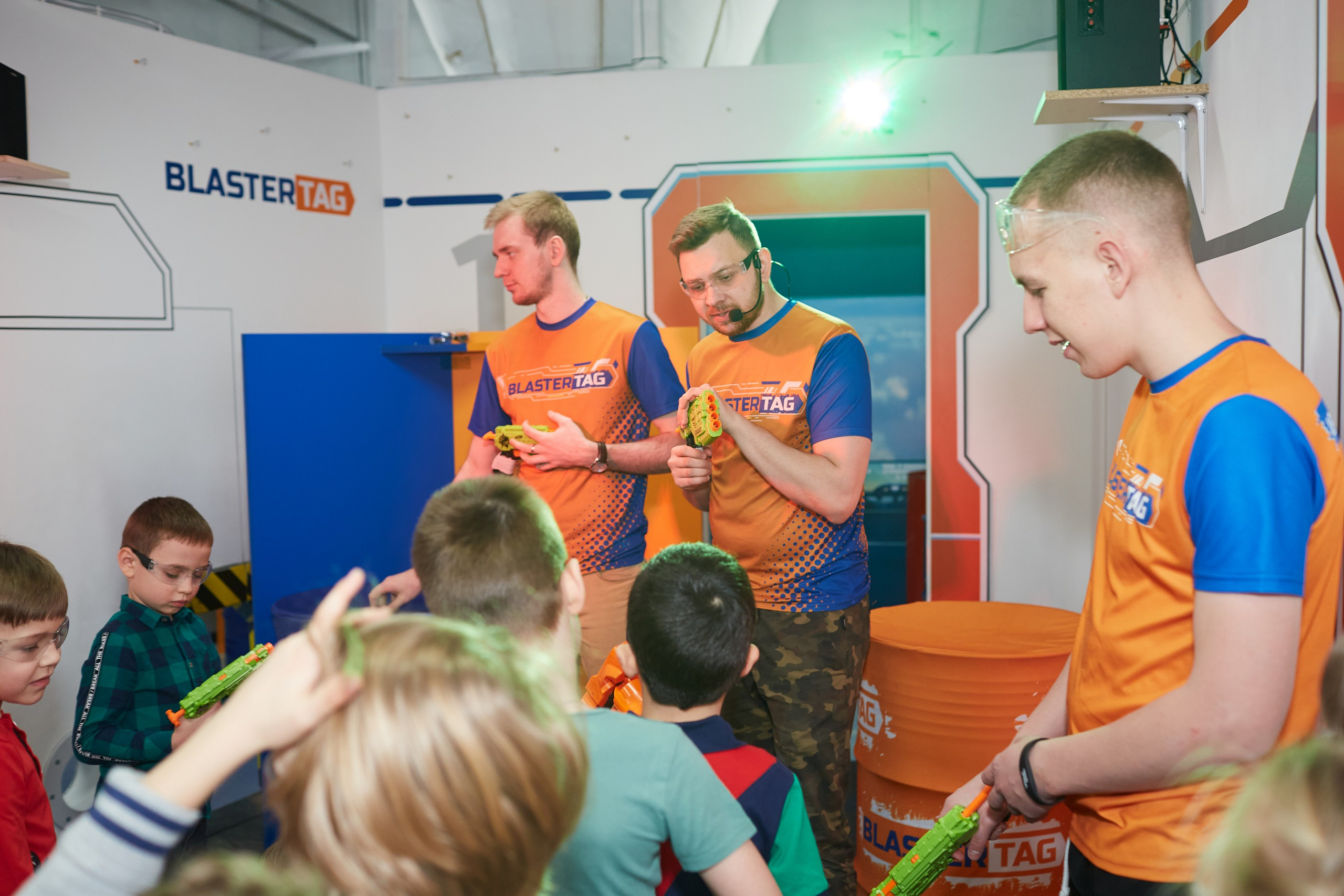 Отмечаем 8 лет в BlasterTag. Александр Осин — корпоративный и семейный фотограф в Москве