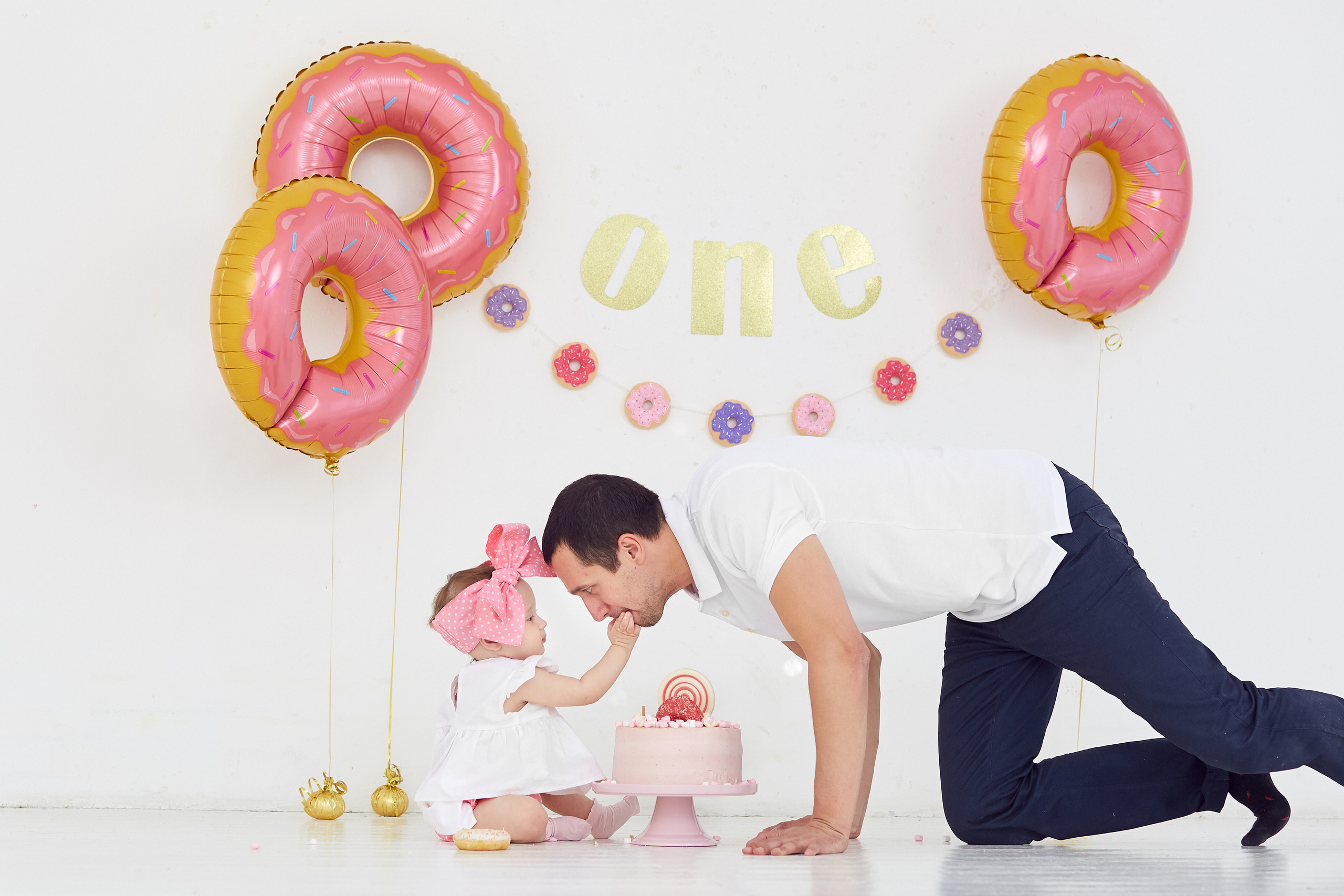 Пончиковый Smash Cake. Александр Осин — корпоративный и семейный фотограф в Москве