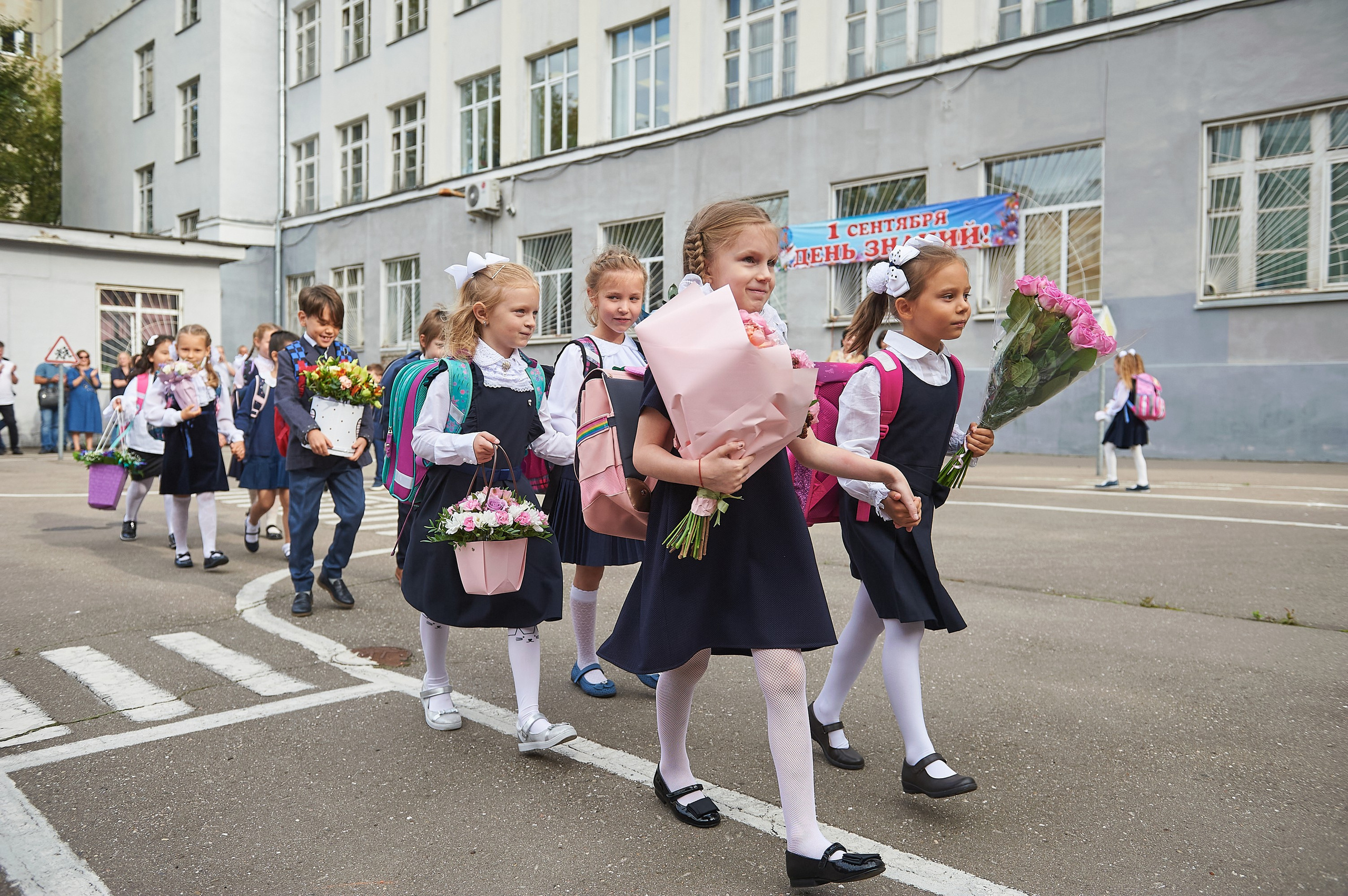 1 сентября во Французской школе. Александр Осин — корпоративный и семейный фотограф в Москве