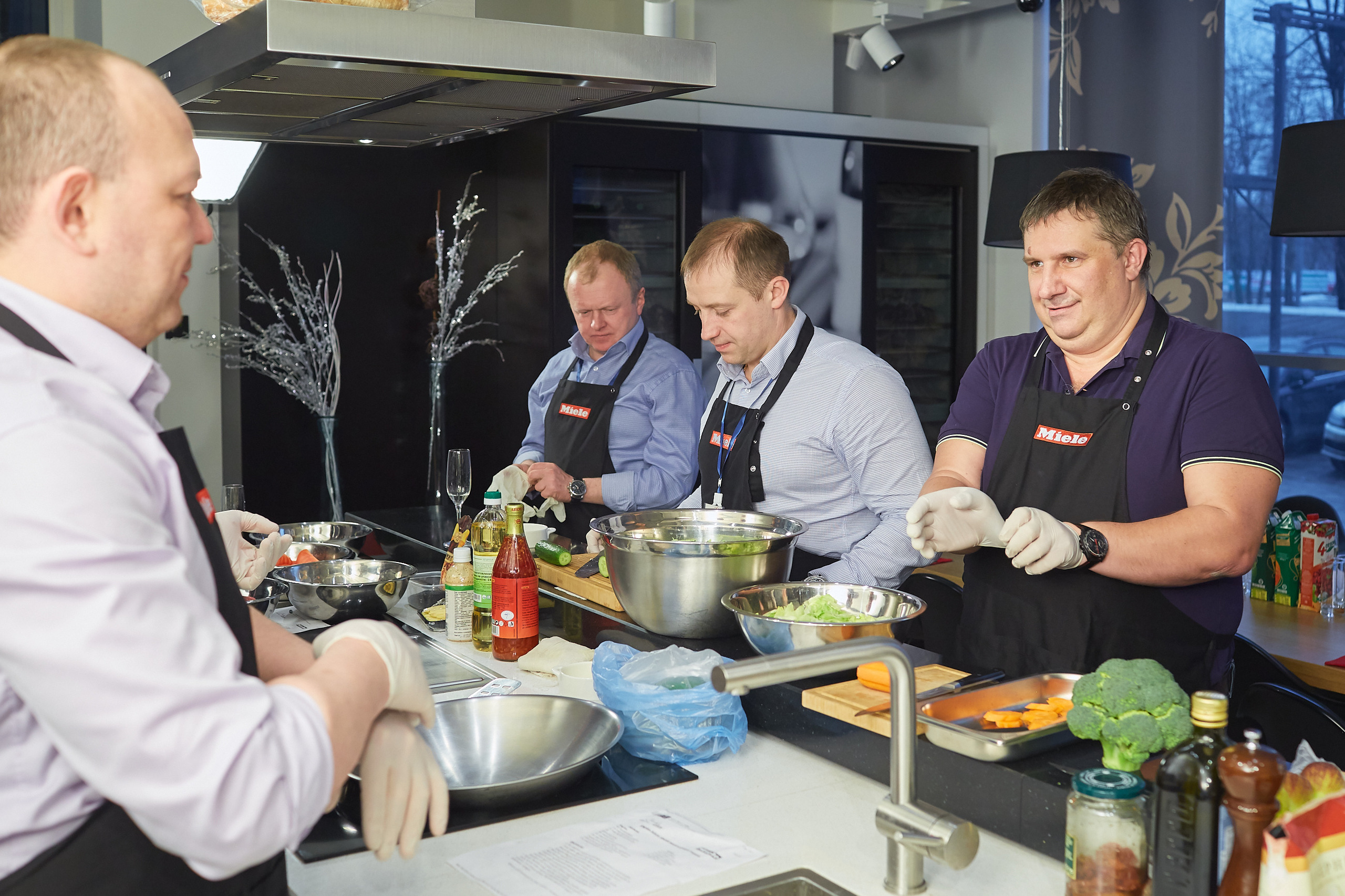 Готовим вместе с Miele. Александр Осин — корпоративный и семейный фотограф в Москве