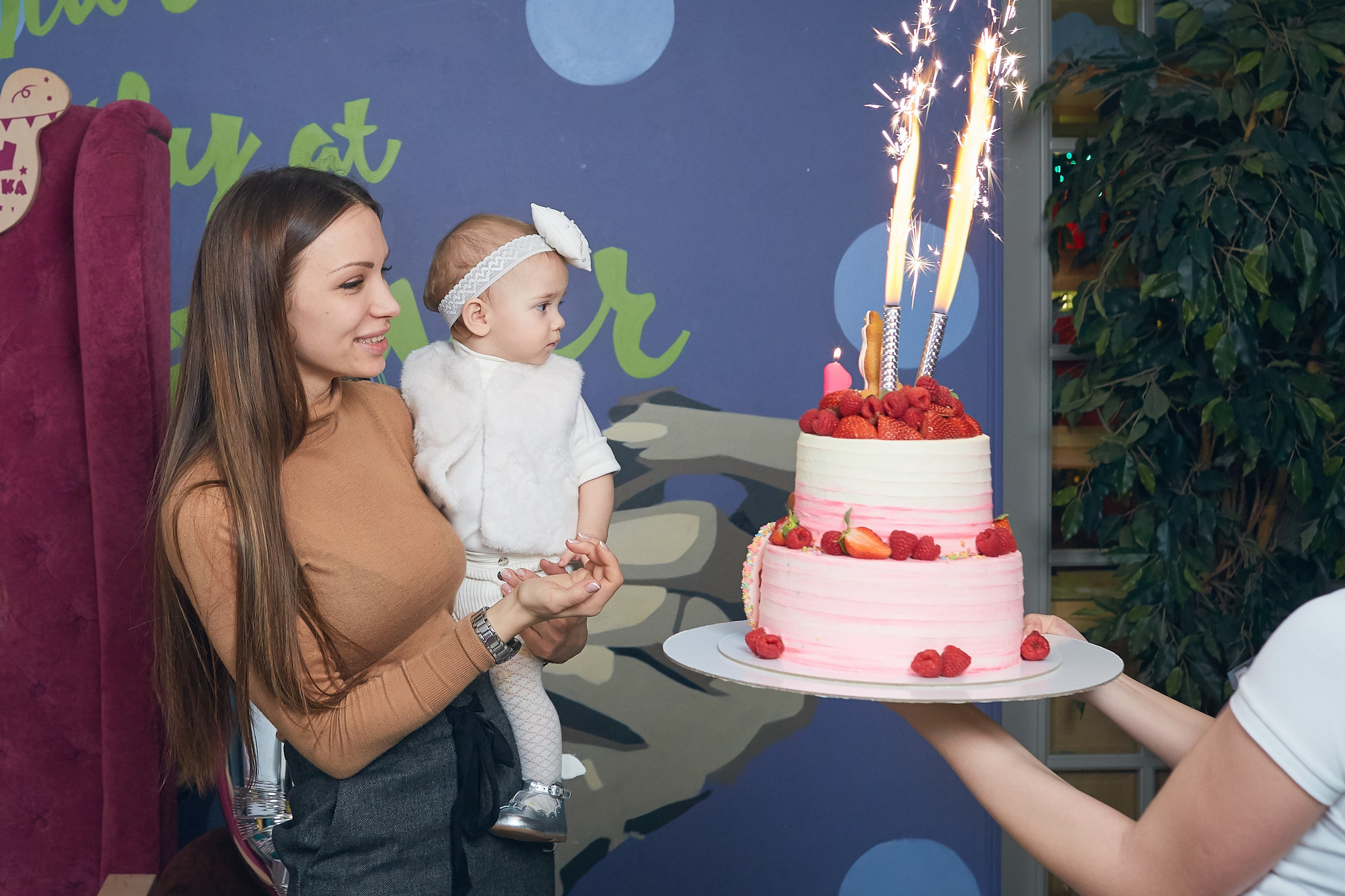 Андерсон ВВЦ 1 годик. Александр Осин — корпоративный и семейный фотограф в Москве