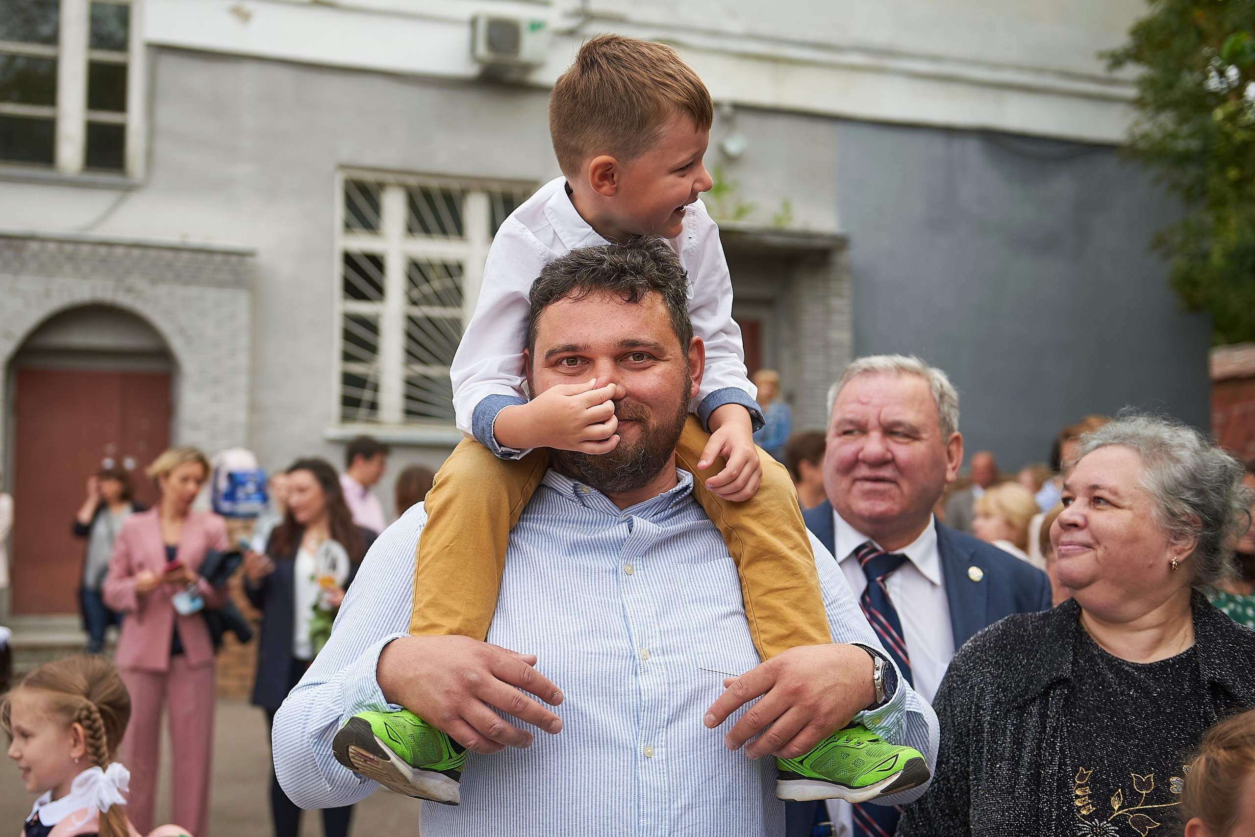 1 сентября во Французской школе. Александр Осин — корпоративный и семейный фотограф в Москве