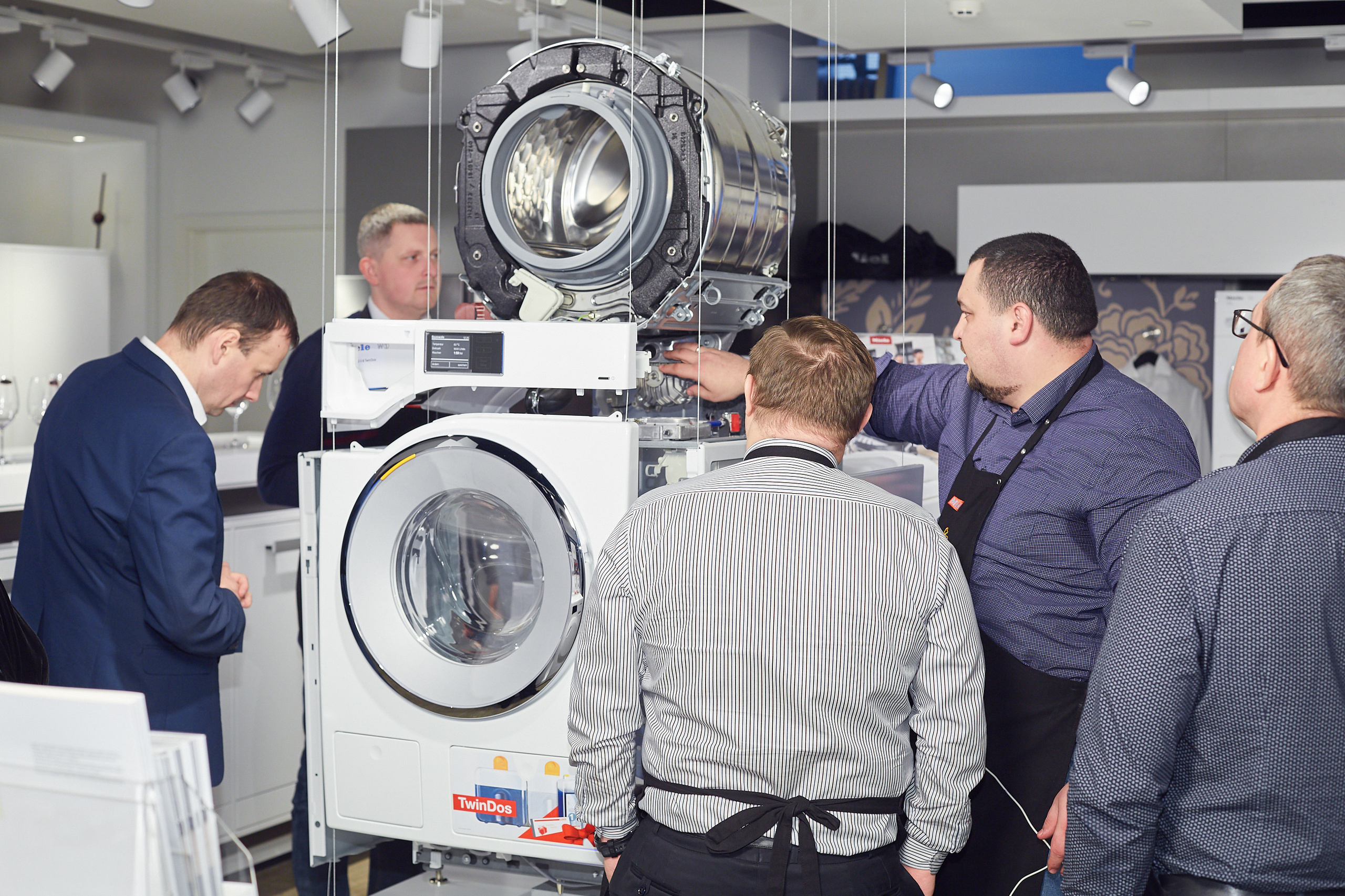 Гастроужин с Miele. Александр Осин — корпоративный и семейный фотограф в Москве