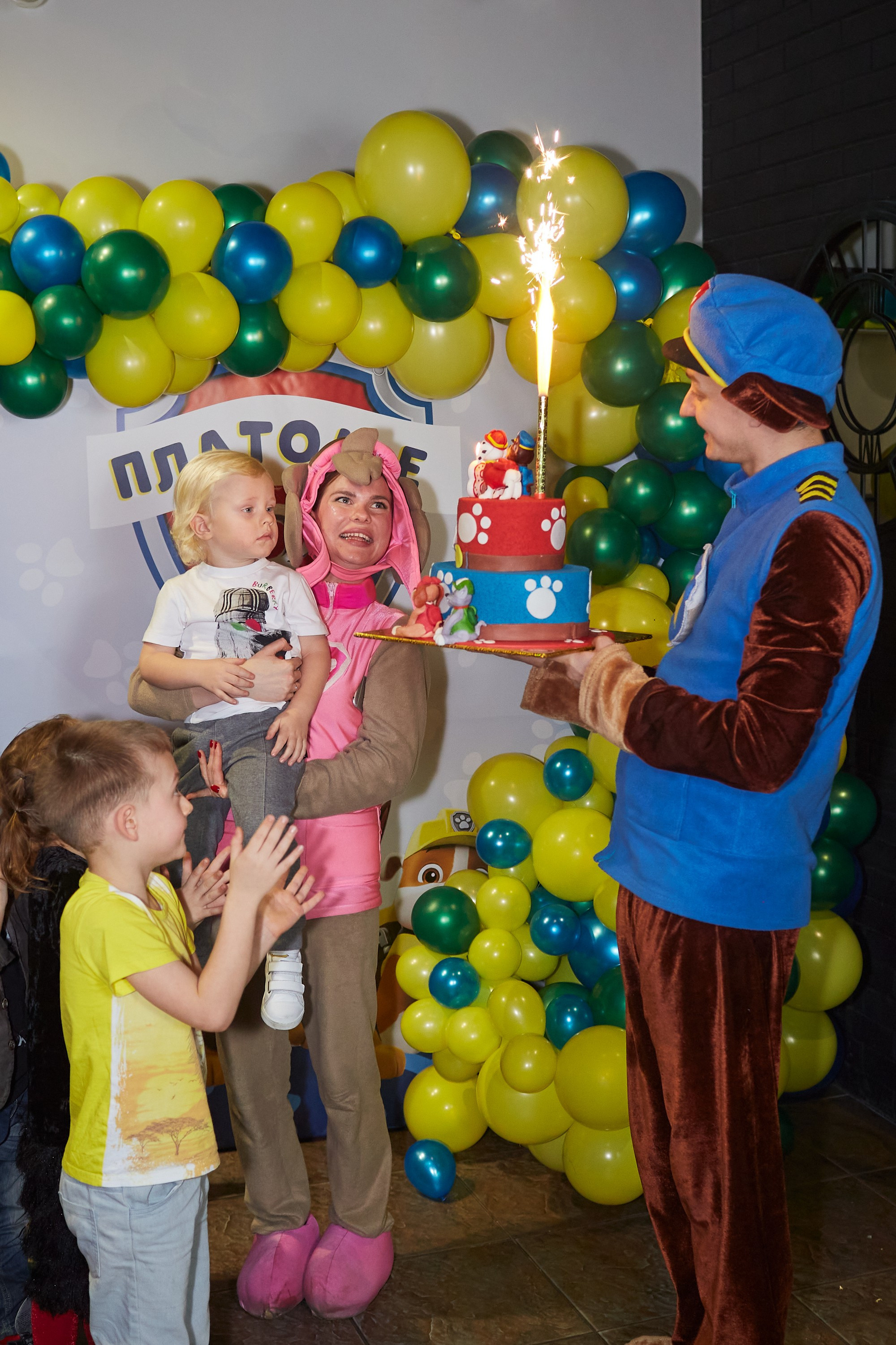 Платоше 3 года. Александр Осин — корпоративный и семейный фотограф в Москве