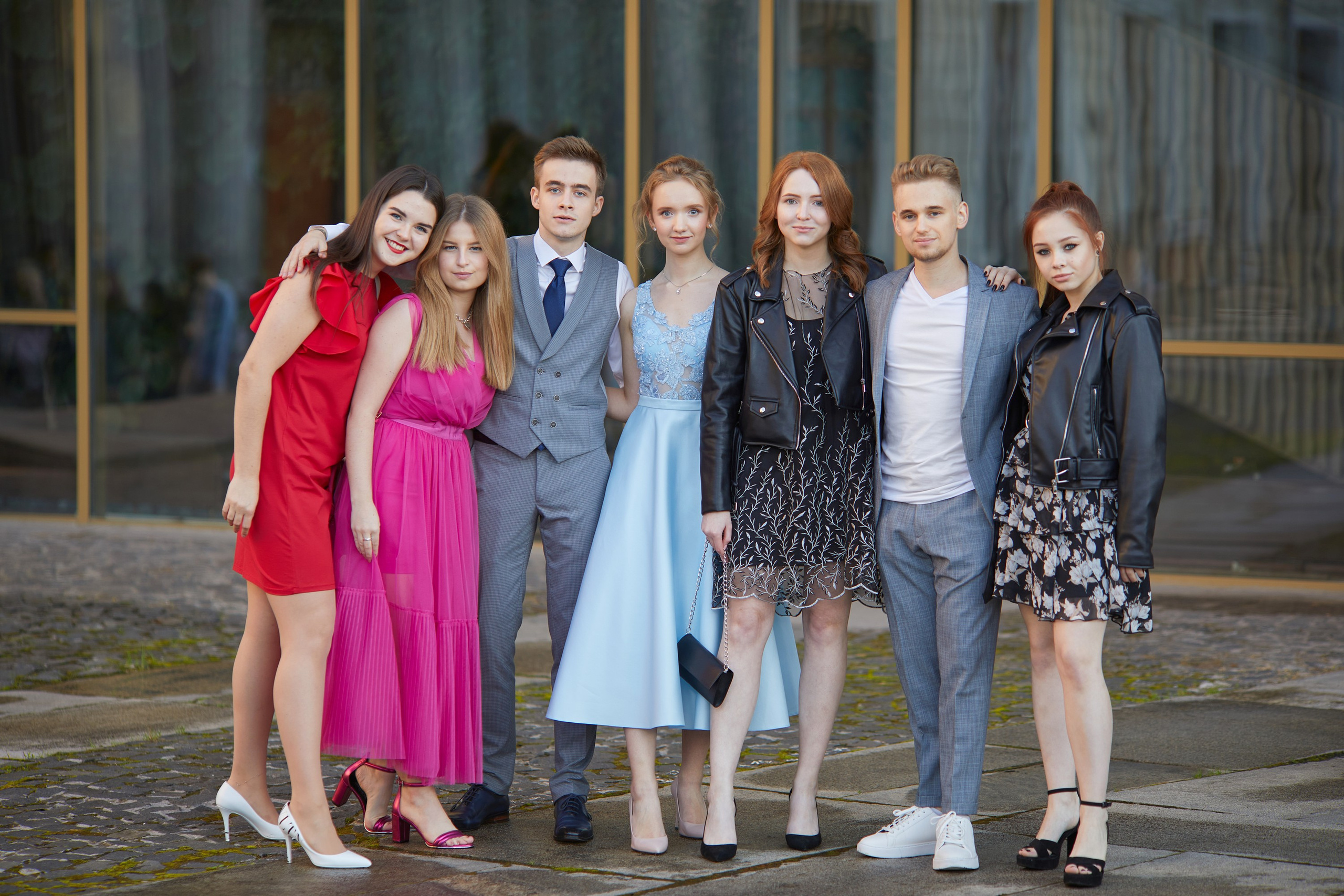 Выпускники Гимназии им Капцовых. Александр Осин — корпоративный и семейный фотограф в Москве