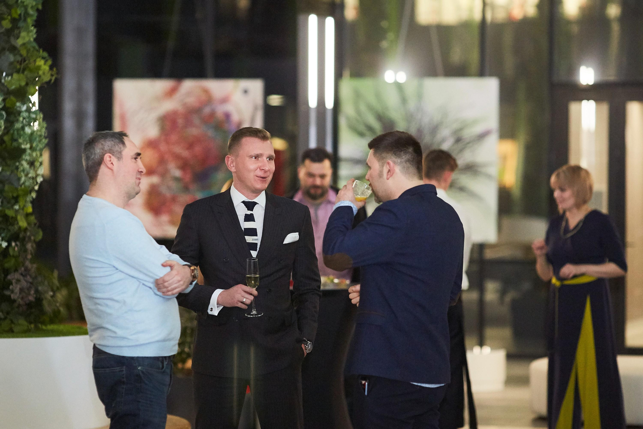 SOLLAB. Александр Осин — корпоративный и семейный фотограф в Москве