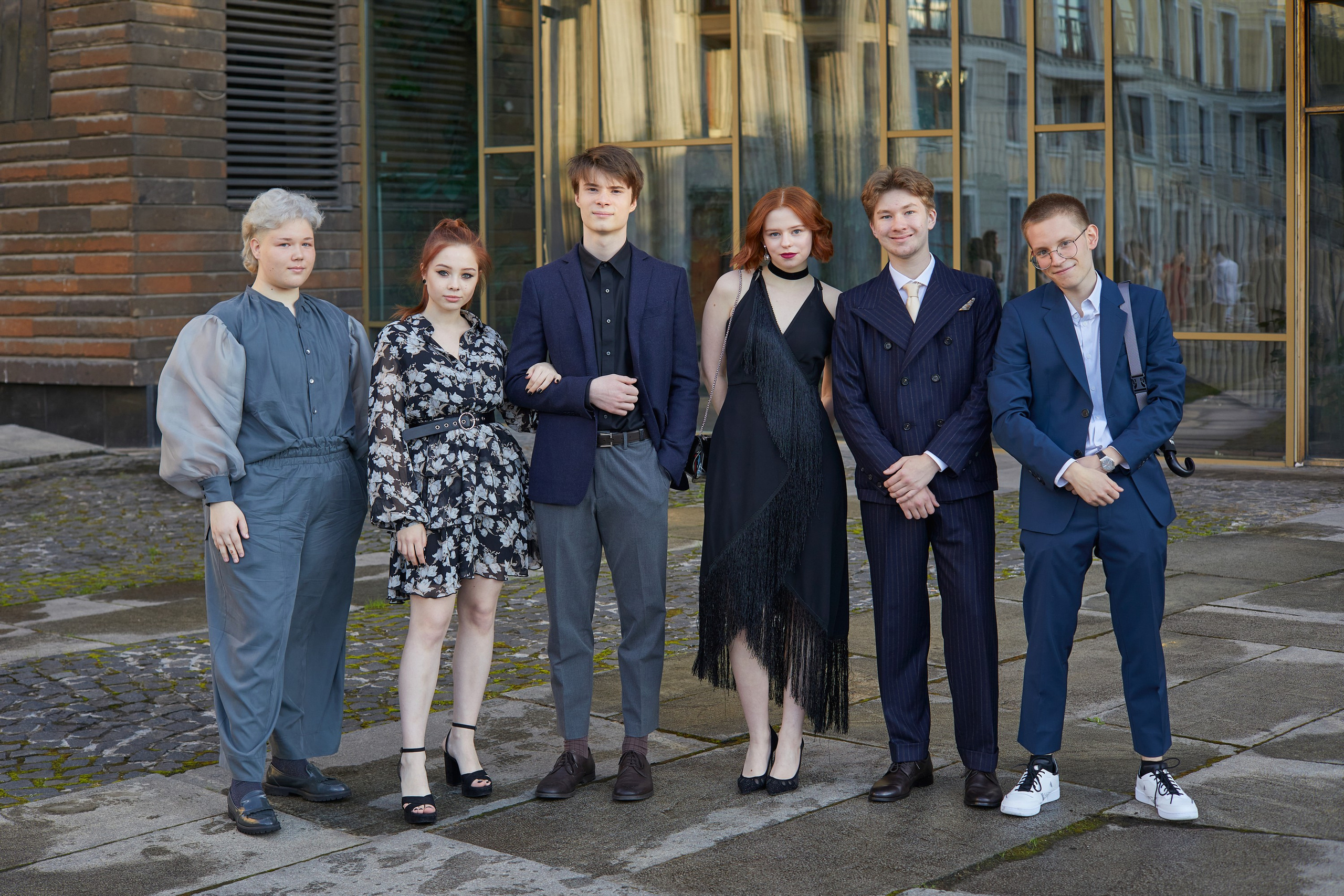 Выпускники Гимназии им Капцовых. Александр Осин — корпоративный и семейный фотограф в Москве