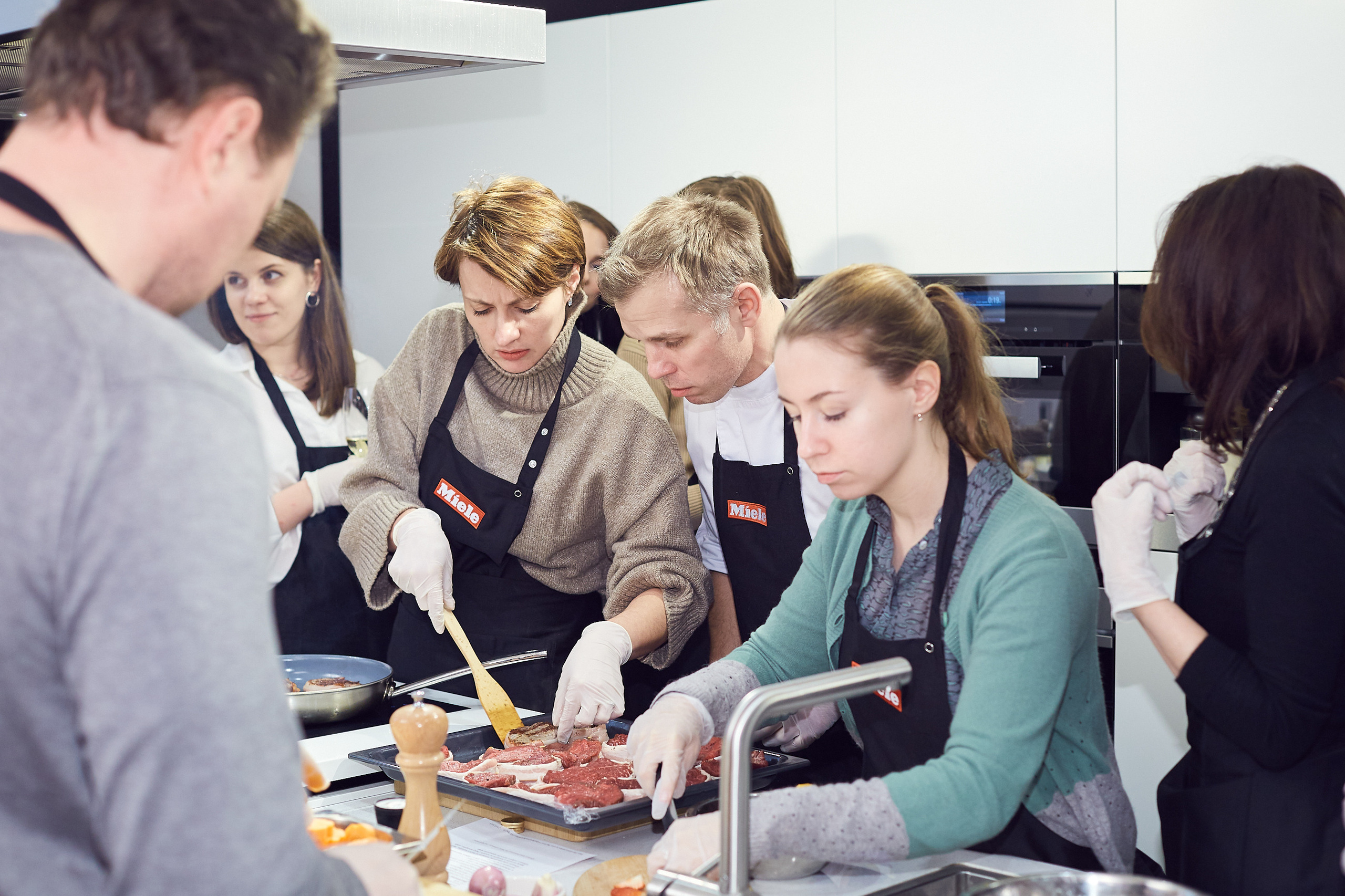 Награждение в Miele. Александр Осин — корпоративный и семейный фотограф в Москве