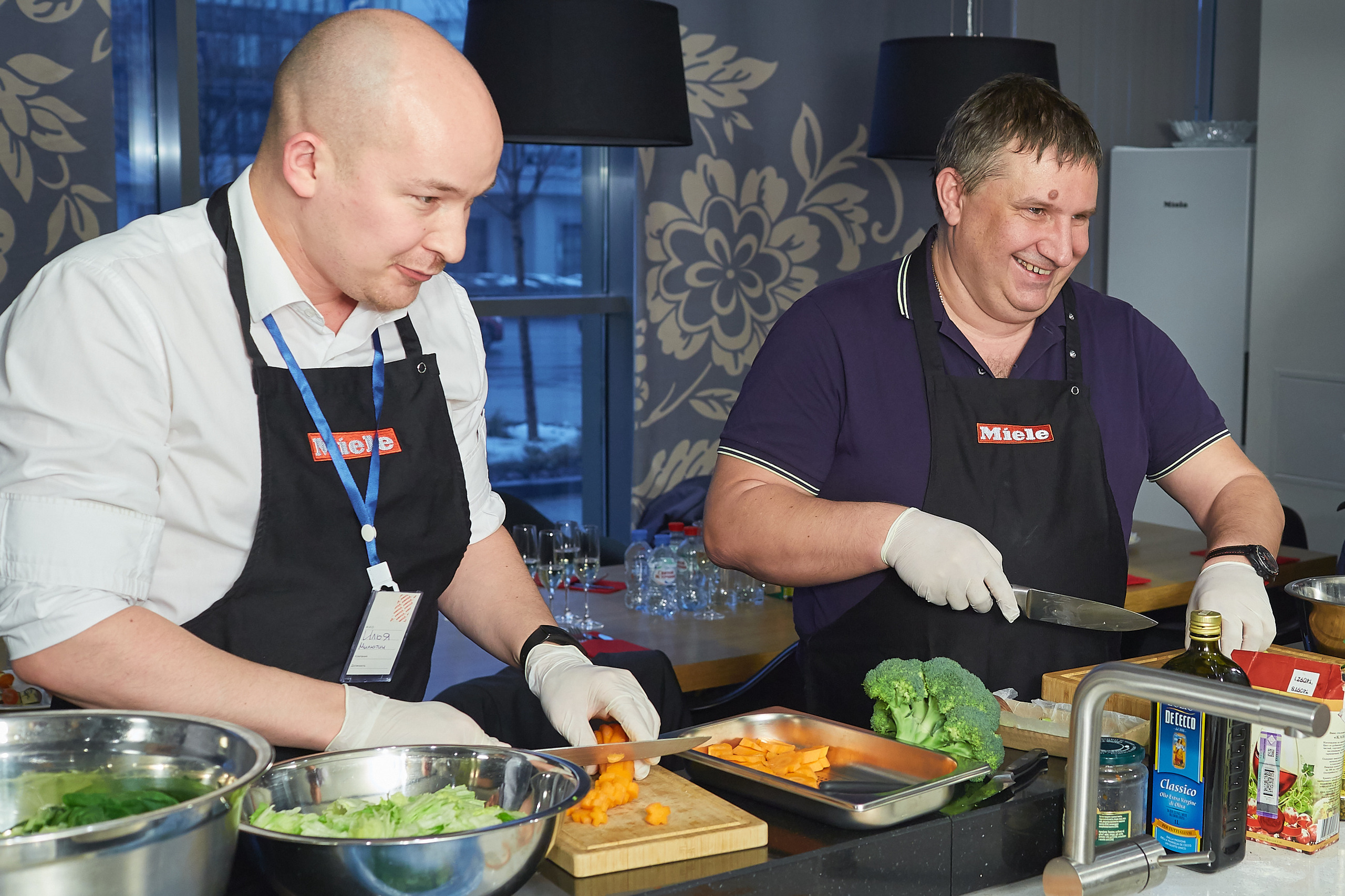 Готовим вместе с Miele. Александр Осин — корпоративный и семейный фотограф в Москве