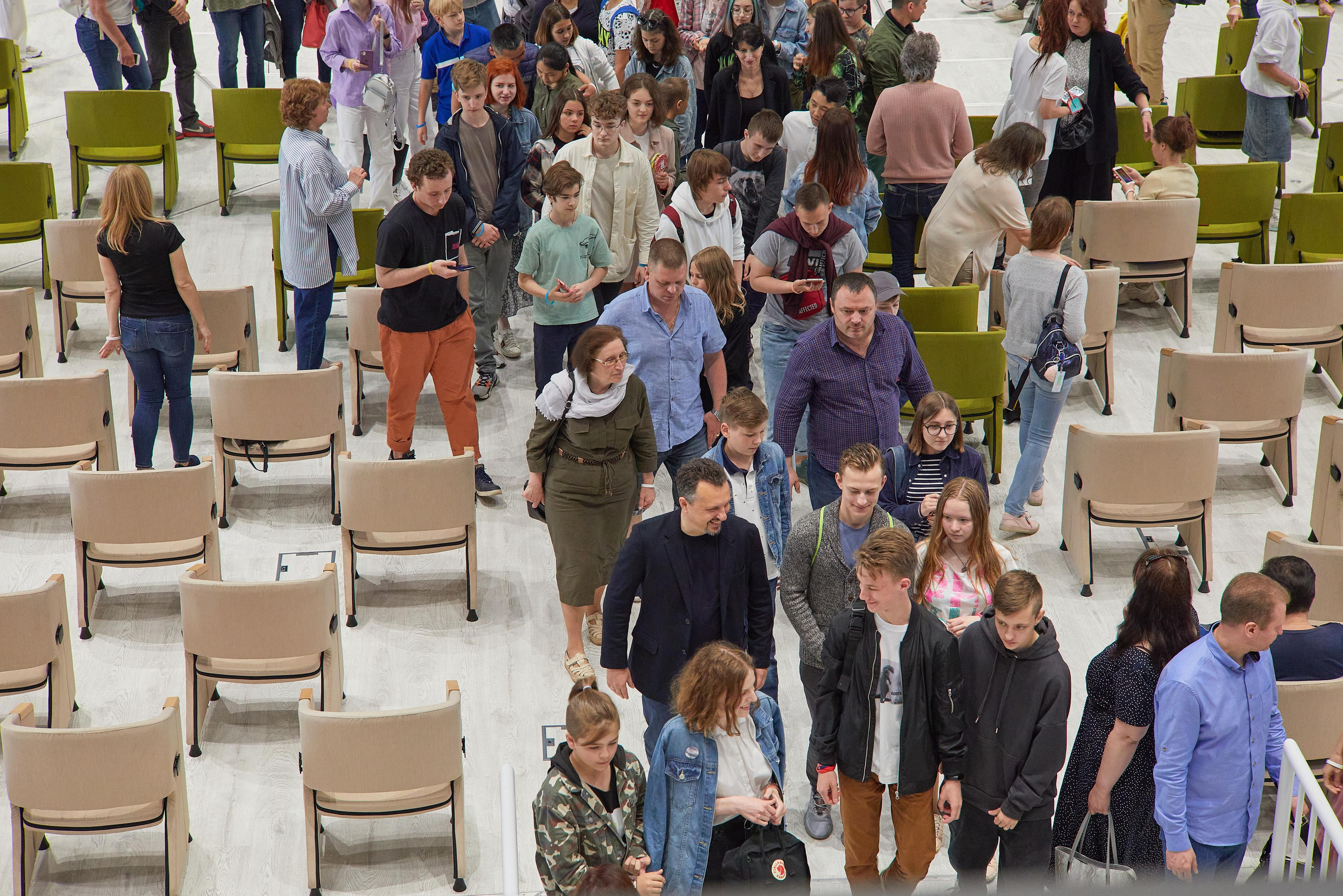 СКОЛКОВО. Александр Осин — корпоративный и семейный фотограф в Москве