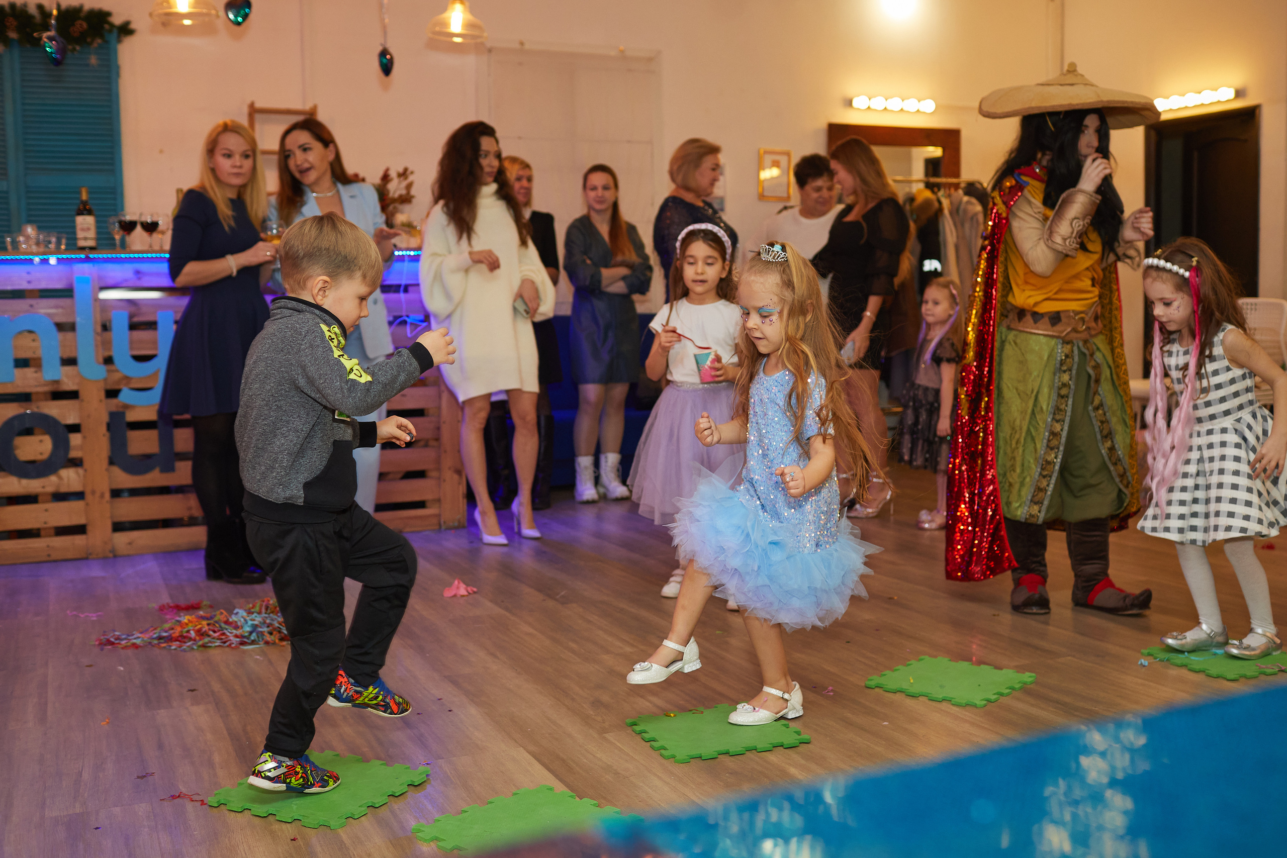 Алисе 6 лет. Александр Осин — корпоративный и семейный фотограф в Москве