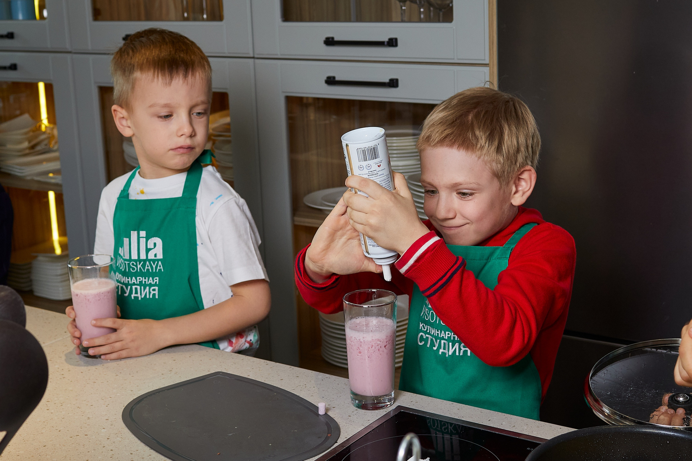 Ване 9 лет. Александр Осин — корпоративный и семейный фотограф в Москве