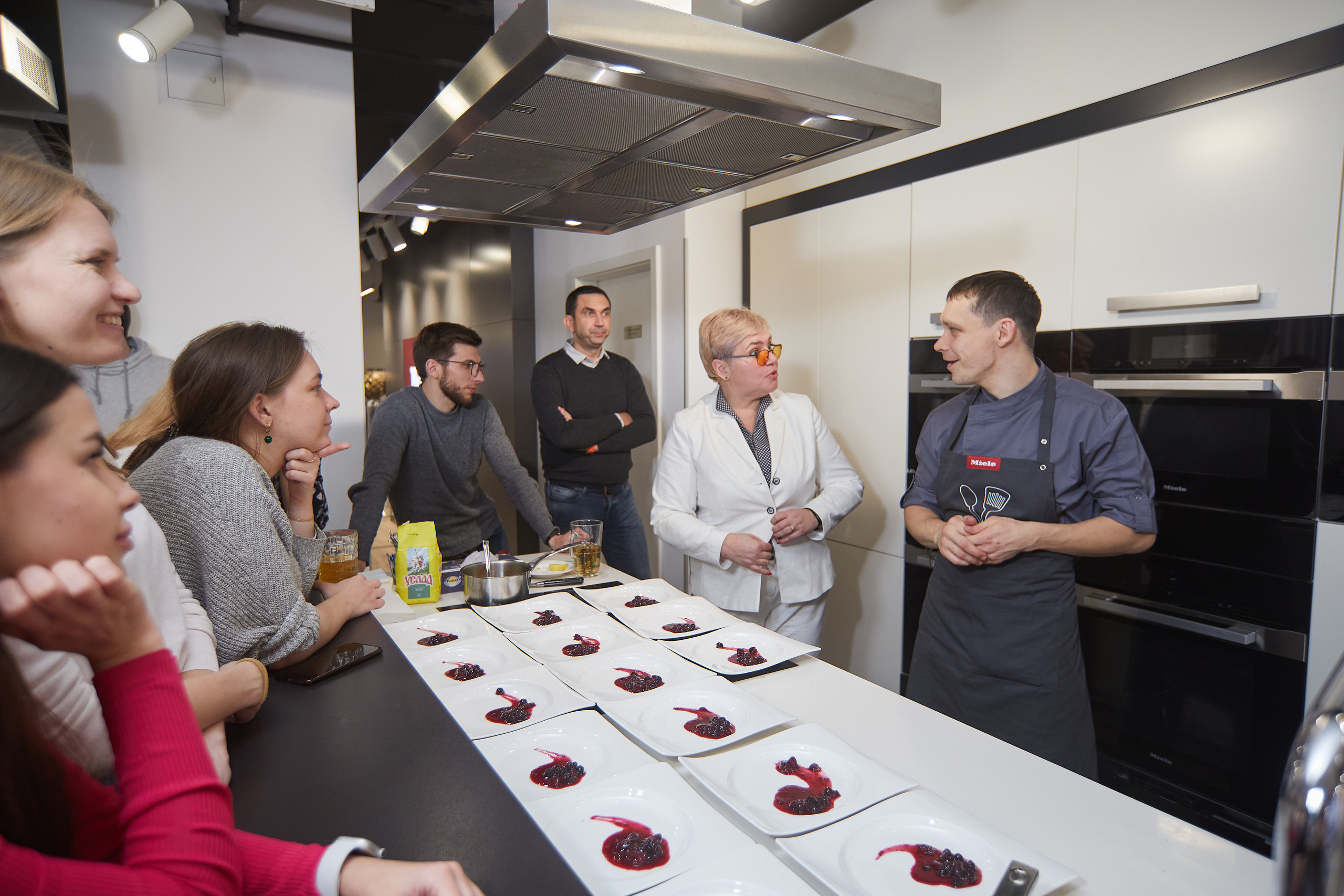 Готовим с техникой Miele. Александр Осин — корпоративный и семейный фотограф в Москве