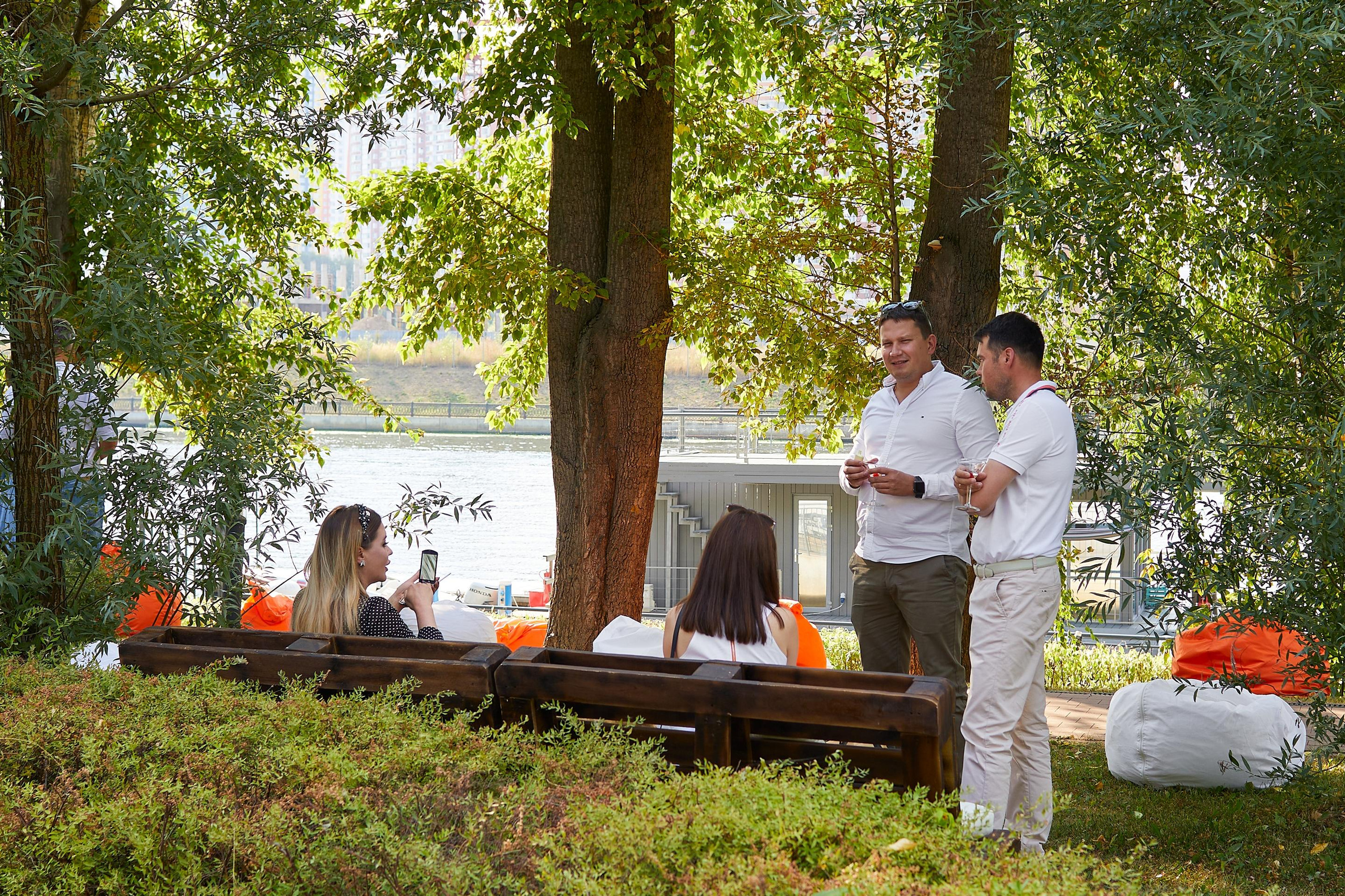 День Рождения компании. Александр Осин — корпоративный и семейный фотограф в Москве