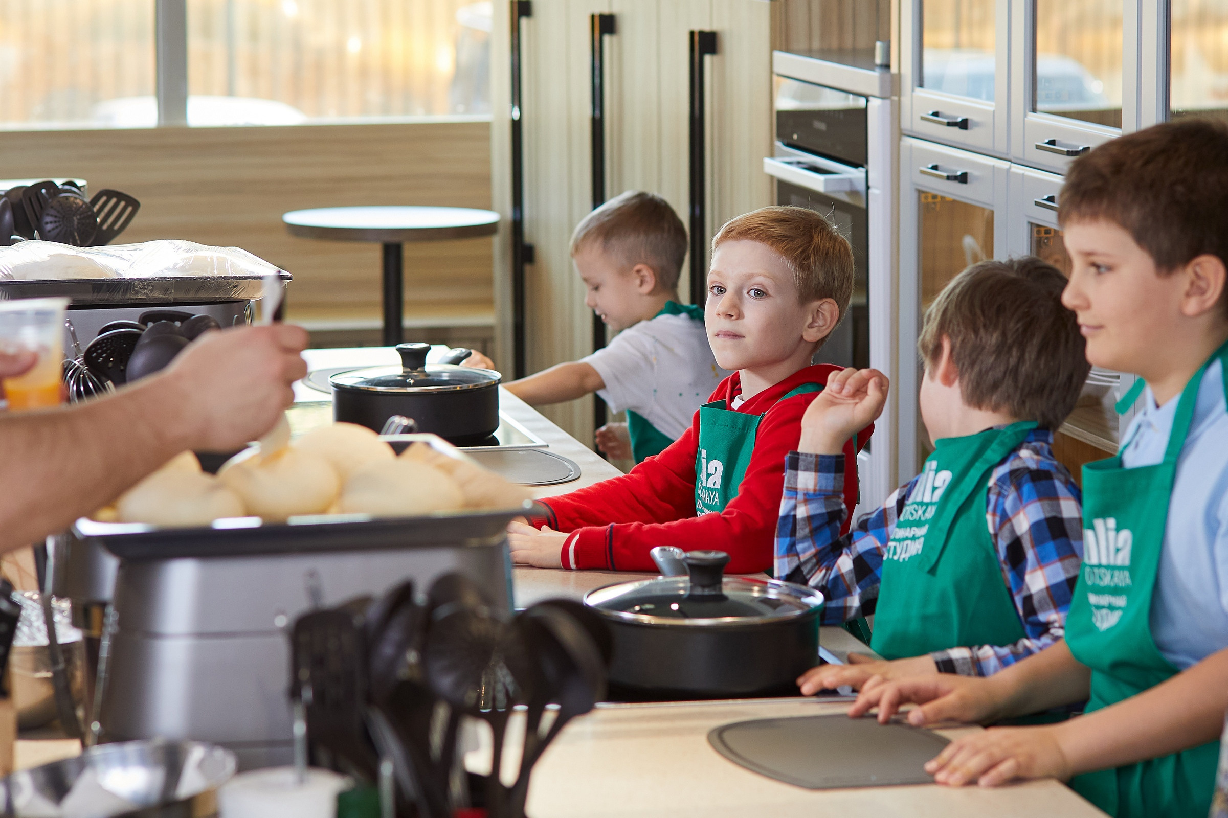 Ване 9 лет. Александр Осин — корпоративный и семейный фотограф в Москве