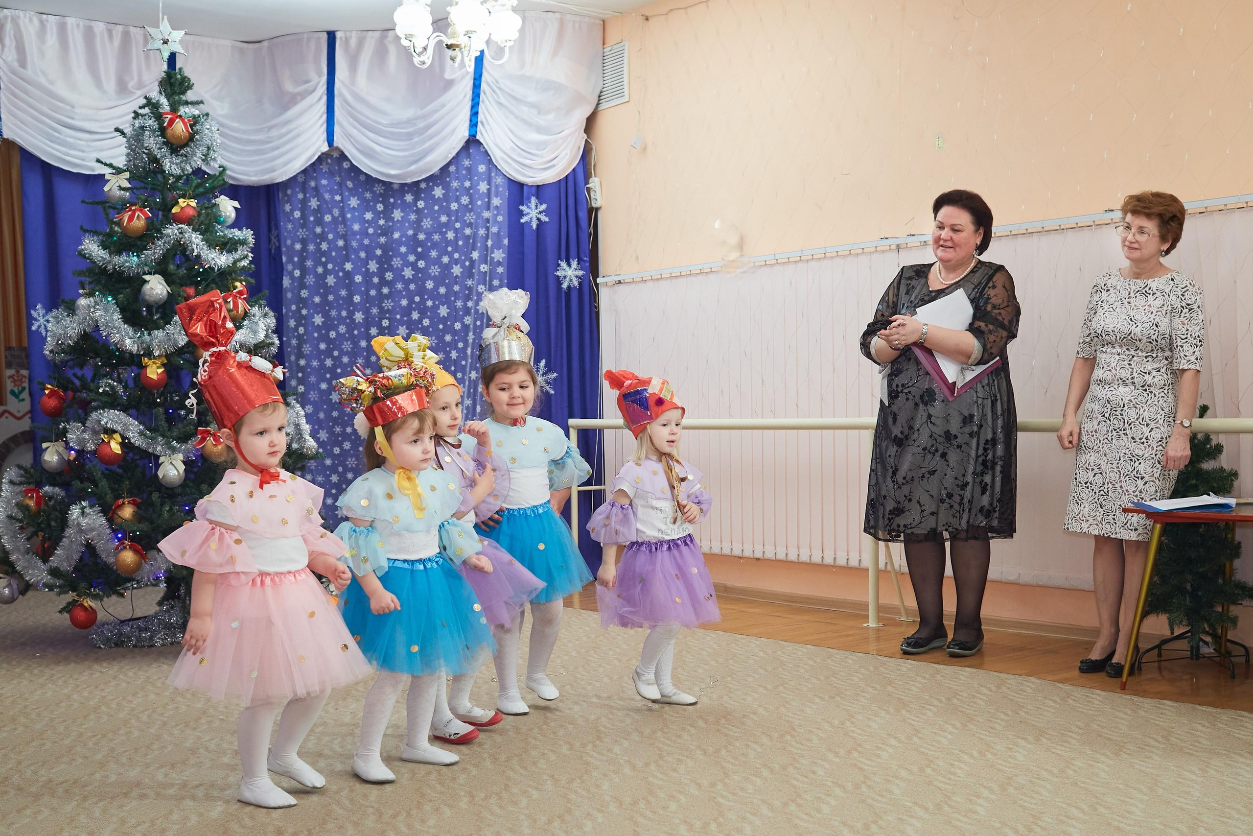 Утренник в саду Горошина. Александр Осин — корпоративный и семейный фотограф в Москве