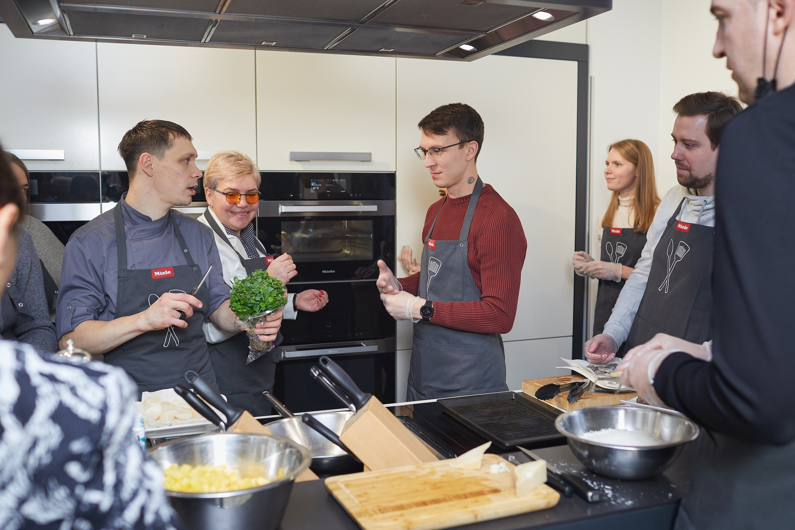 Готовим с техникой Miele. Александр Осин — корпоративный и семейный фотограф в Москве