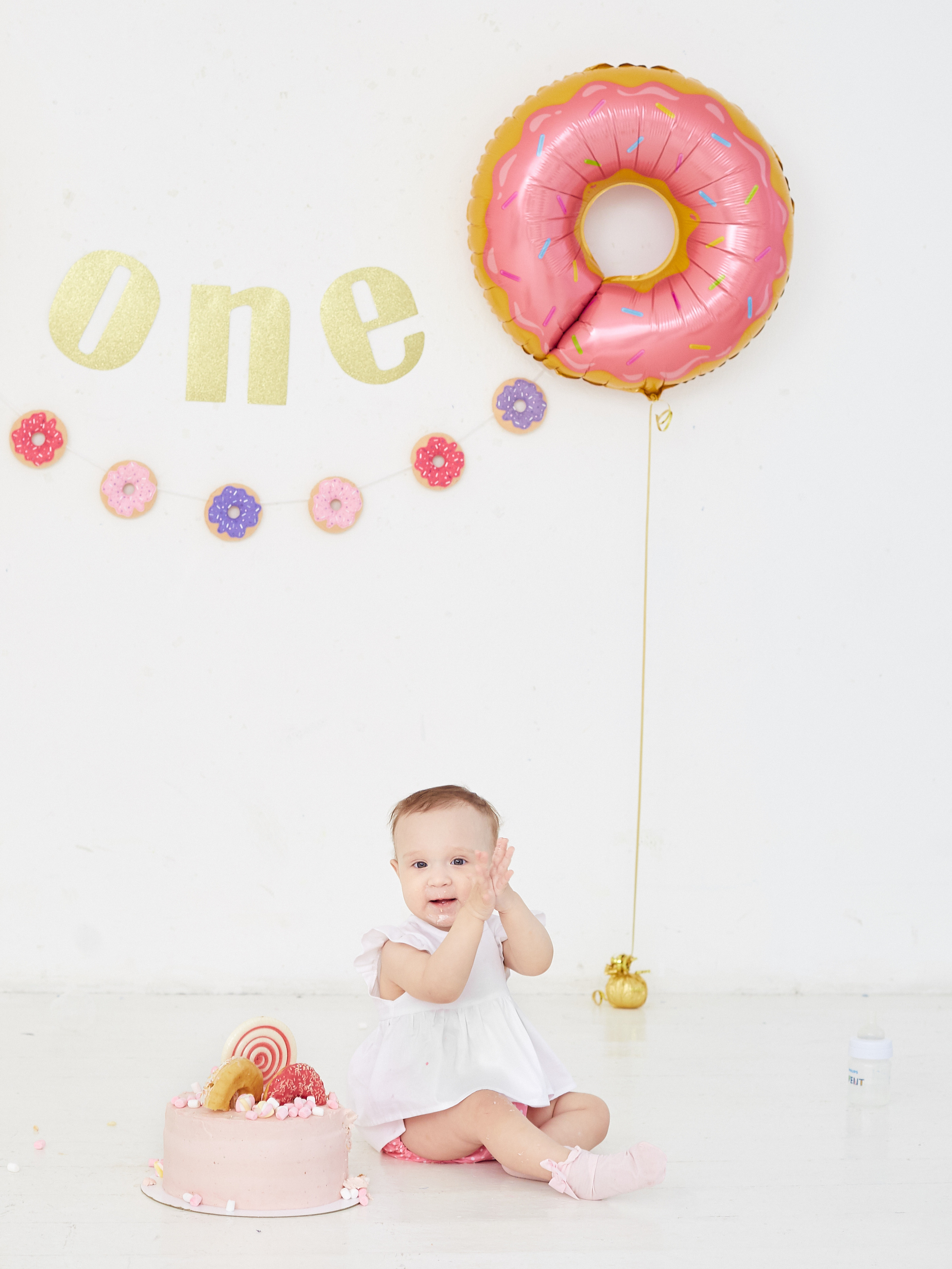 Пончиковый Smash Cake. Александр Осин — корпоративный и семейный фотограф в Москве