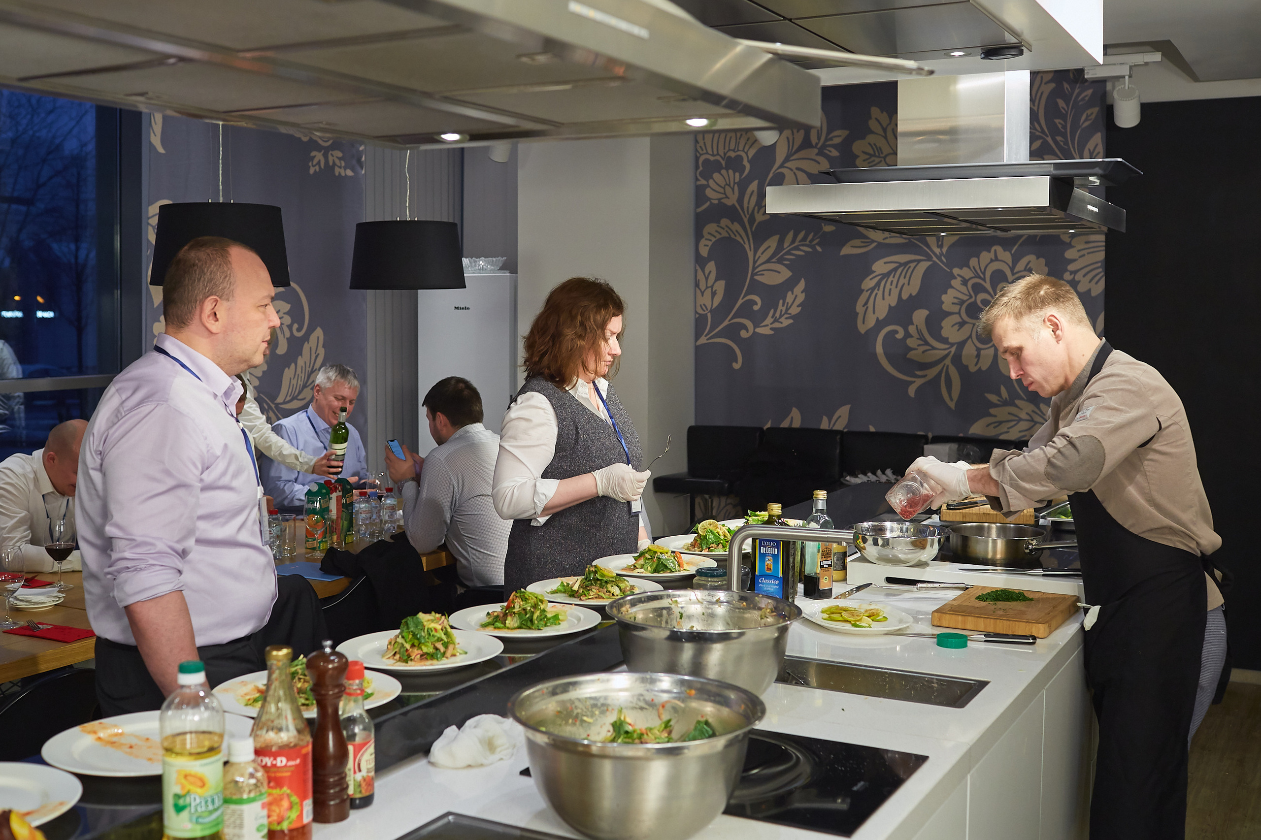 Готовим вместе с Miele. Александр Осин — корпоративный и семейный фотограф в Москве