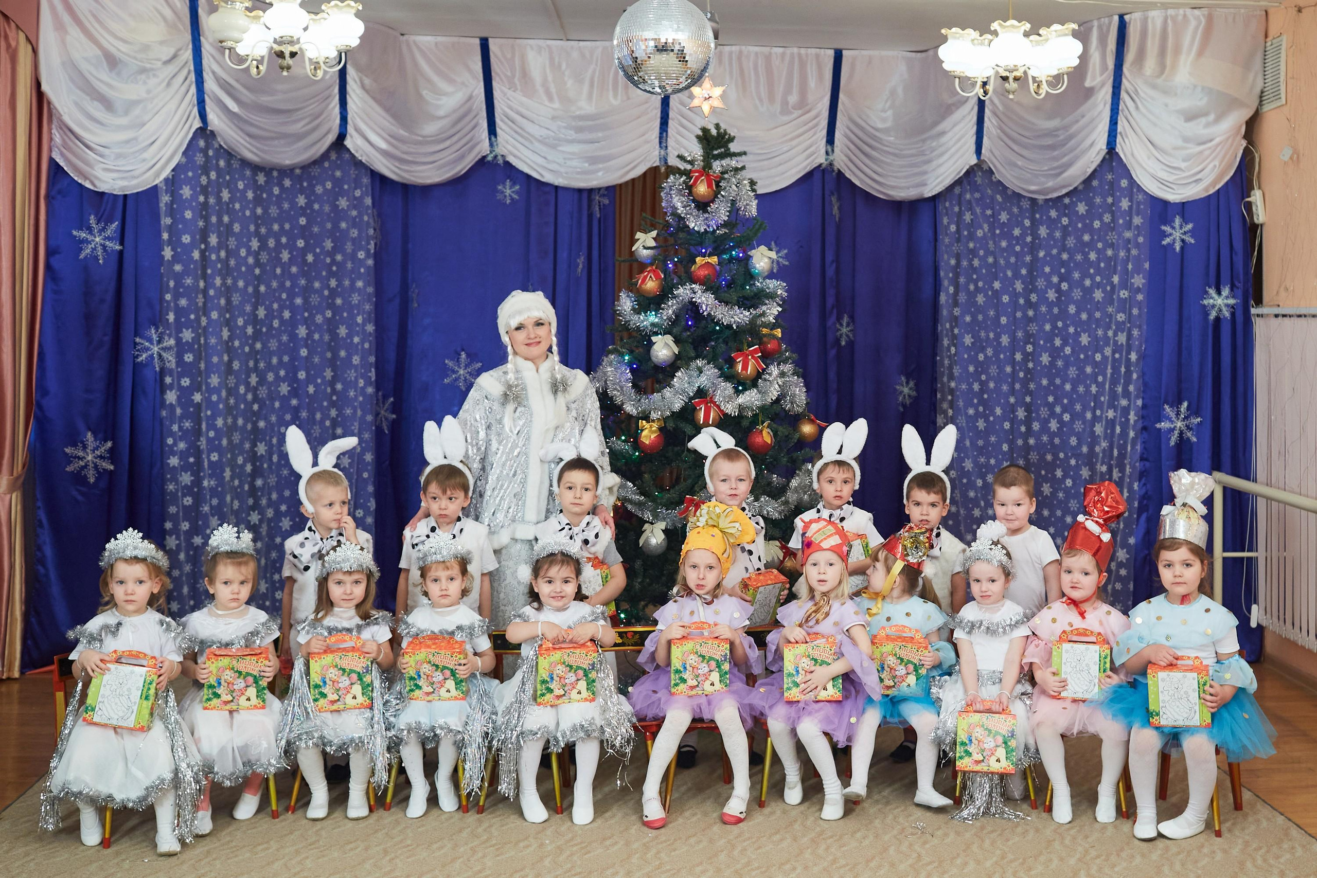 Утренник в саду Горошина. Александр Осин — корпоративный и семейный фотограф в Москве