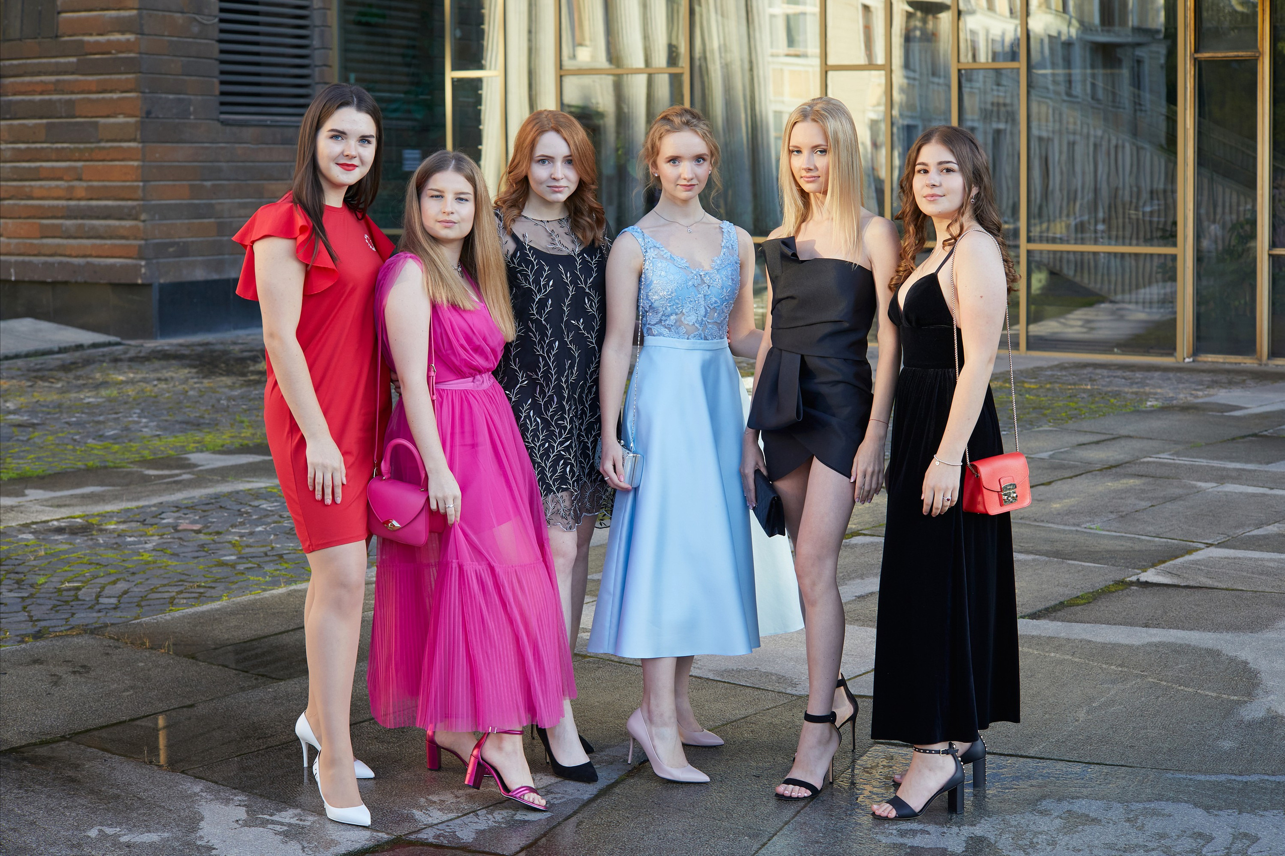 Выпускники Гимназии им Капцовых. Александр Осин — корпоративный и семейный фотограф в Москве