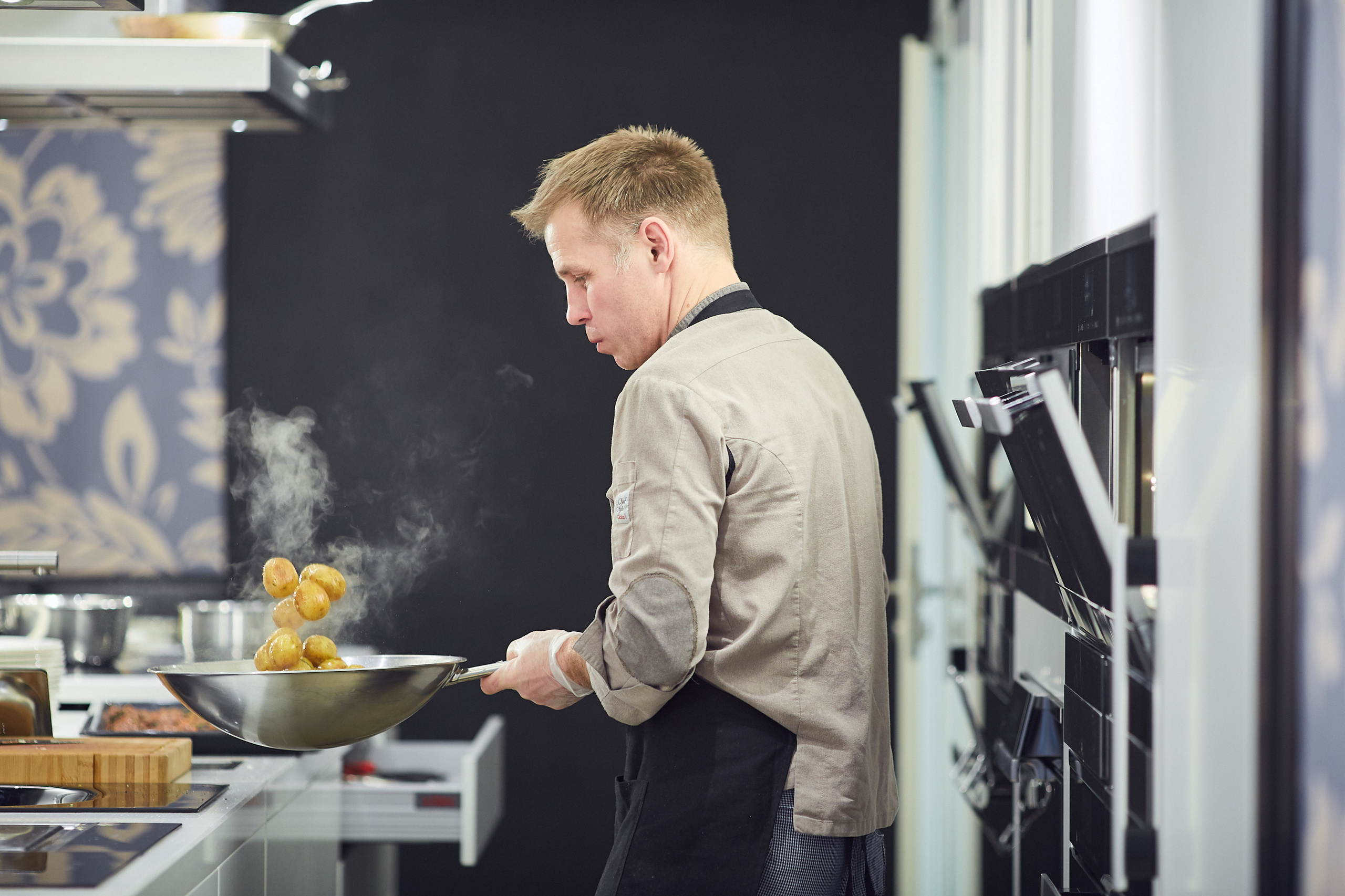 Гастроужин с Miele. Александр Осин — корпоративный и семейный фотограф в Москве