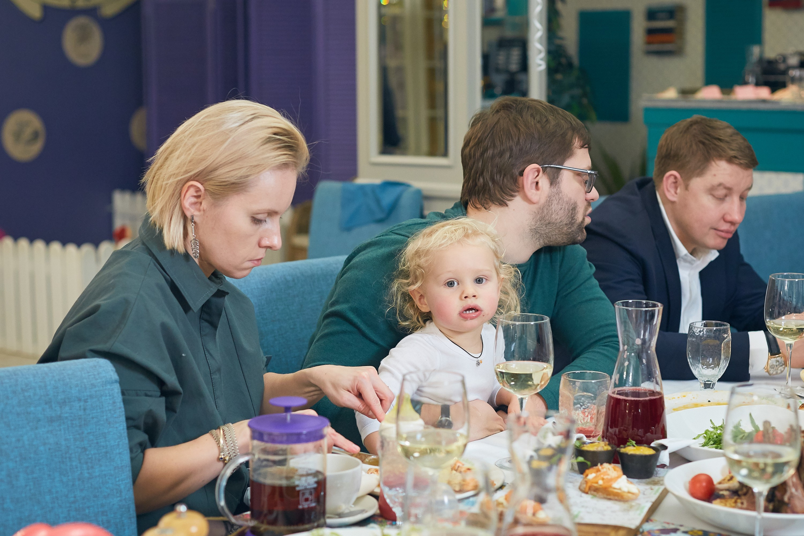 Андерсон ВВЦ 1 годик. Александр Осин — корпоративный и семейный фотограф в Москве