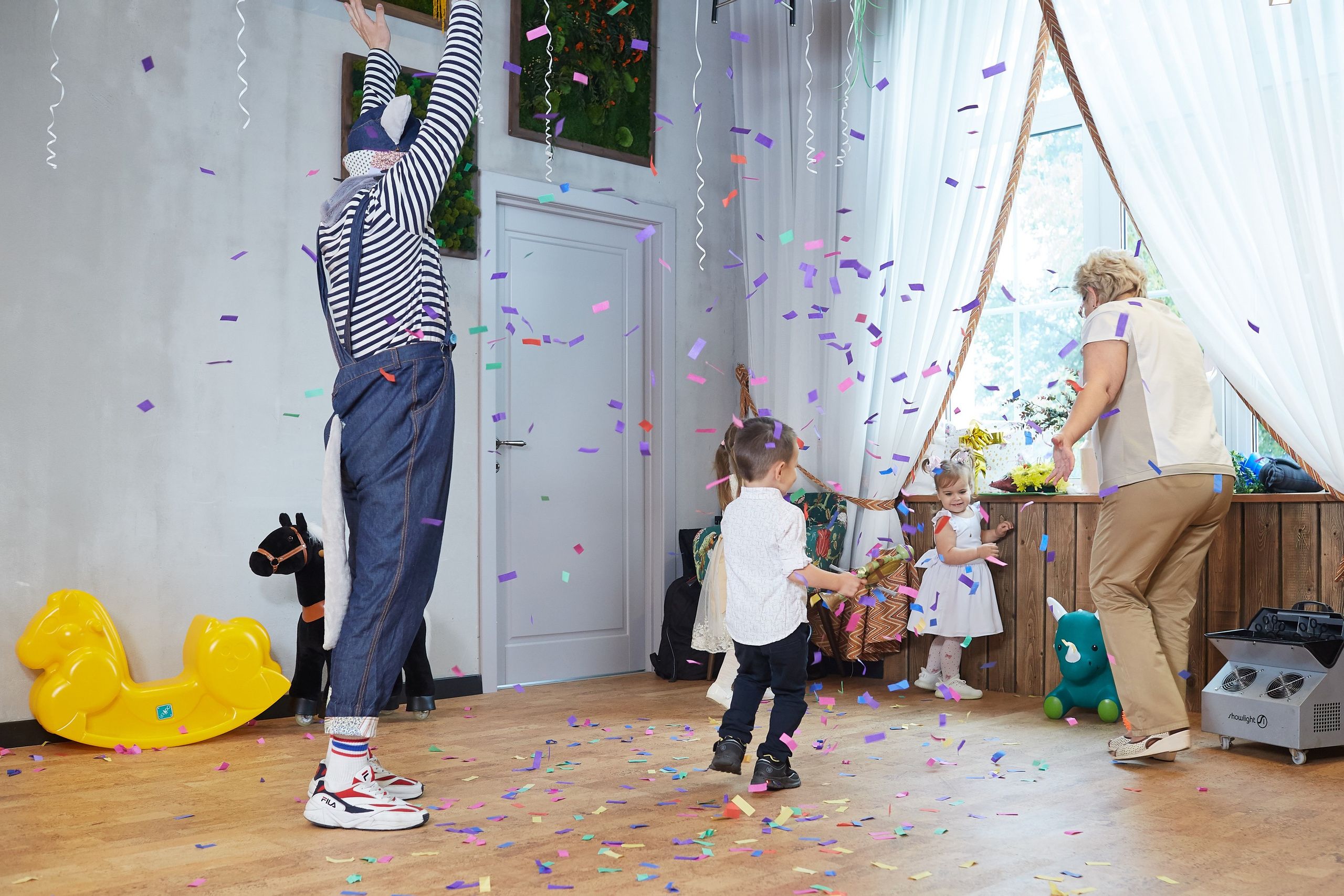 Алисе 2 годика Андерсон. Александр Осин — корпоративный и семейный фотограф в Москве