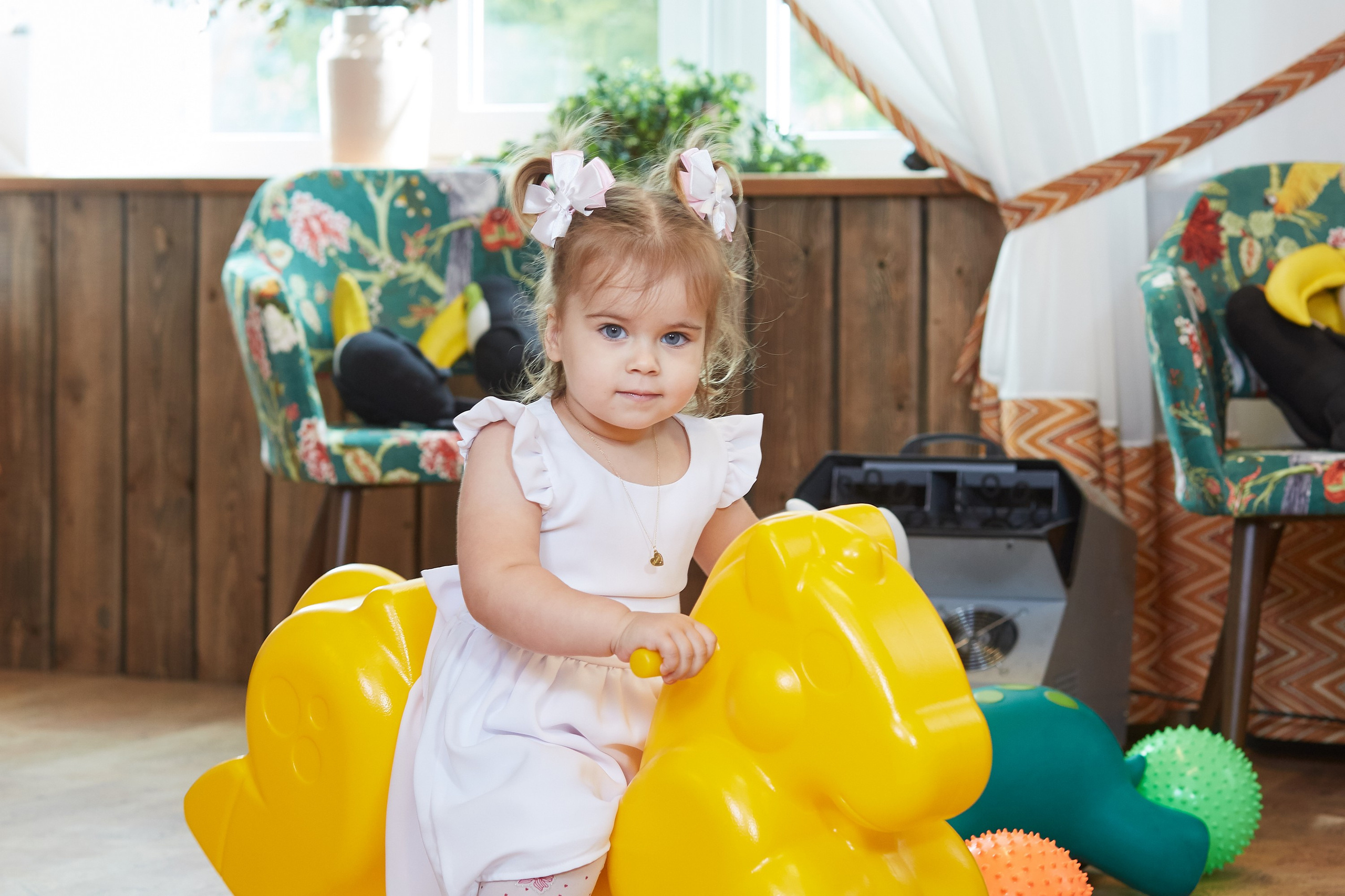 Алисе 2 годика Андерсон. Александр Осин — корпоративный и семейный фотограф в Москве